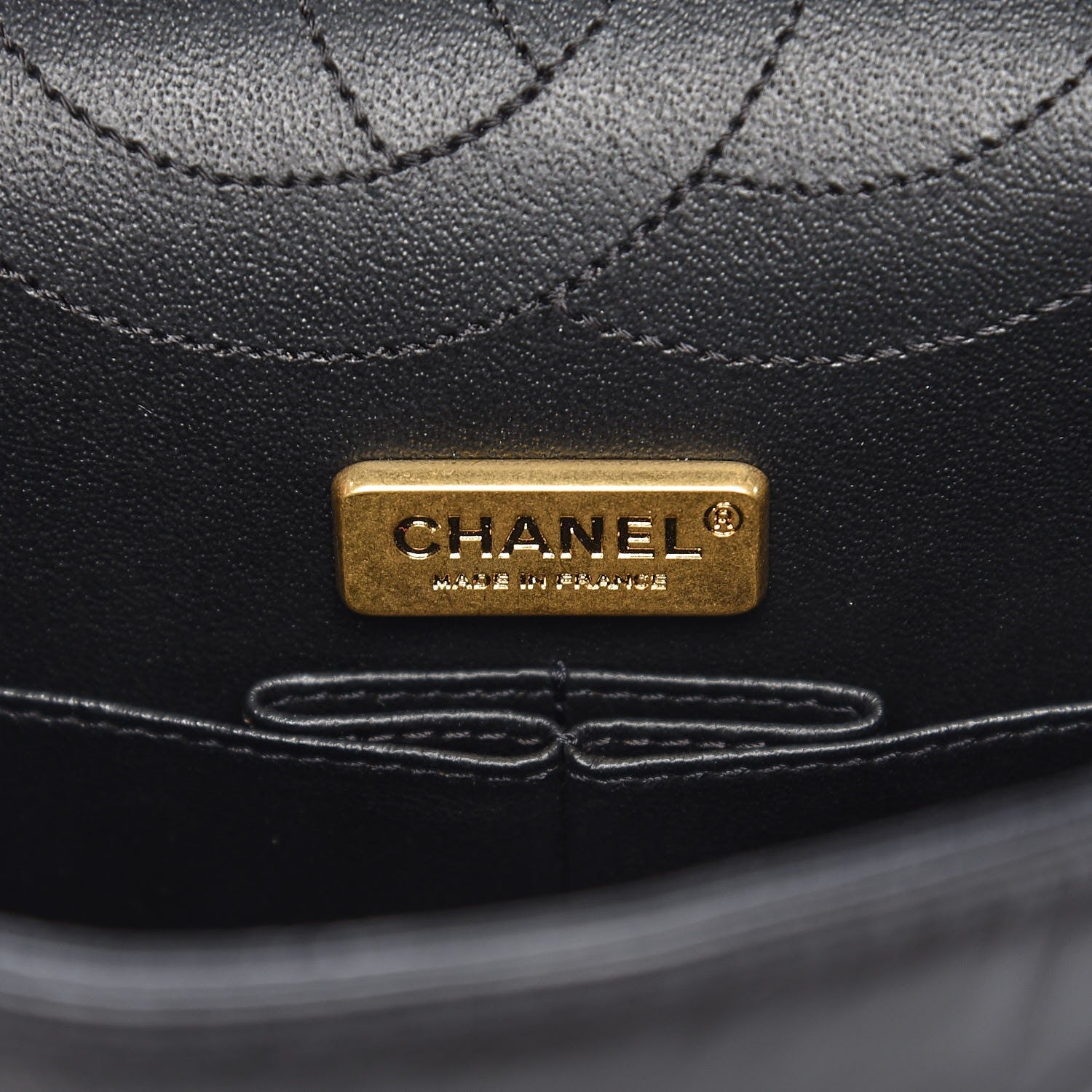 Chanel Aged Calfskin Quilted Casino 2.55 Reissue 225 Flap Black 7 of 10