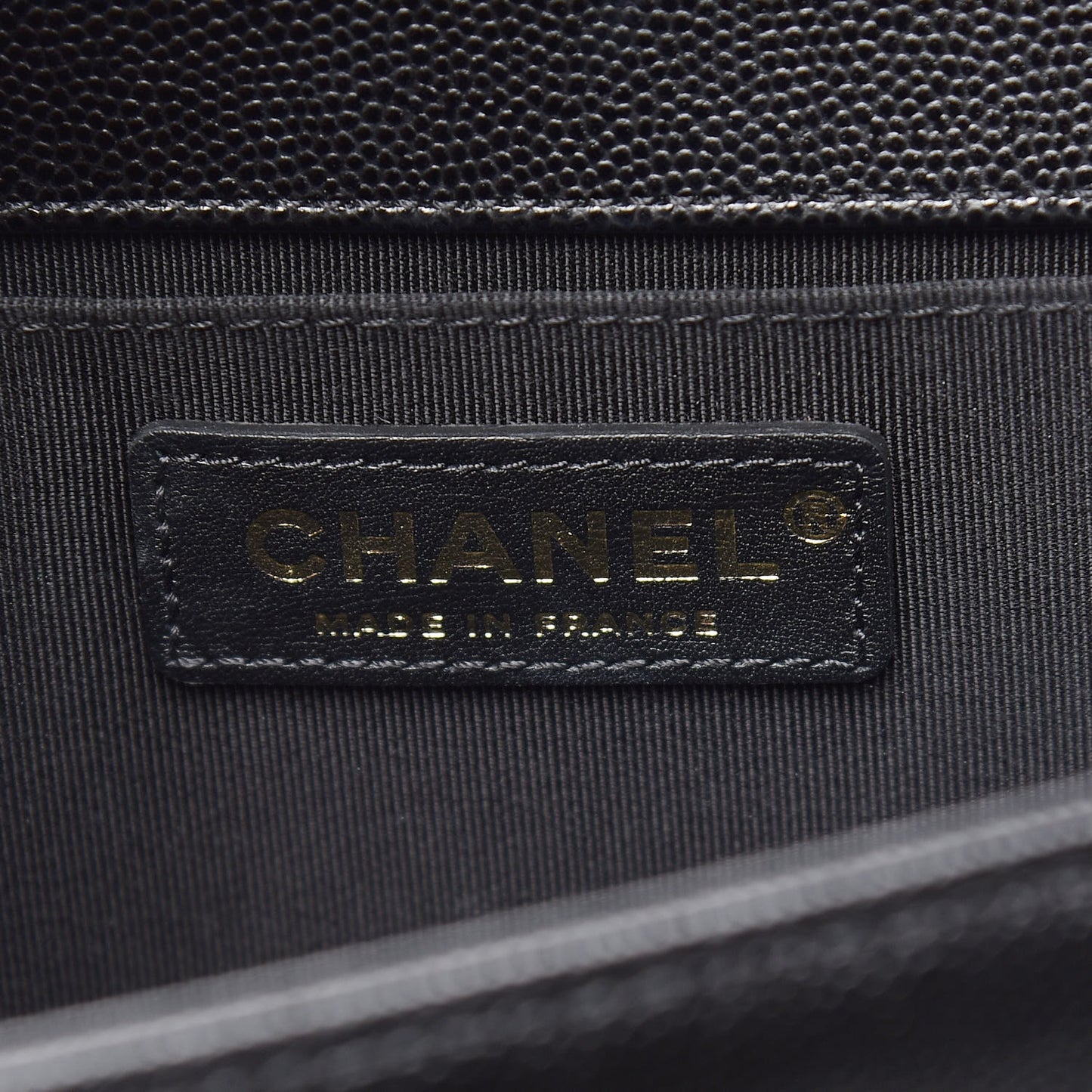 Caviar Quilted Medium Boy Flap Black