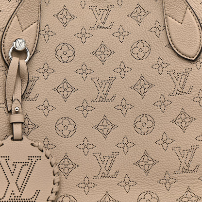 Louis Vuitton Mahina Blossom MM Galet 9 of 11