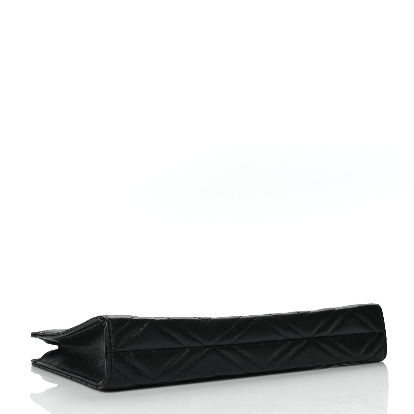 Calfskin Matelasse Chevron Heart GG Marmont Clutch Black