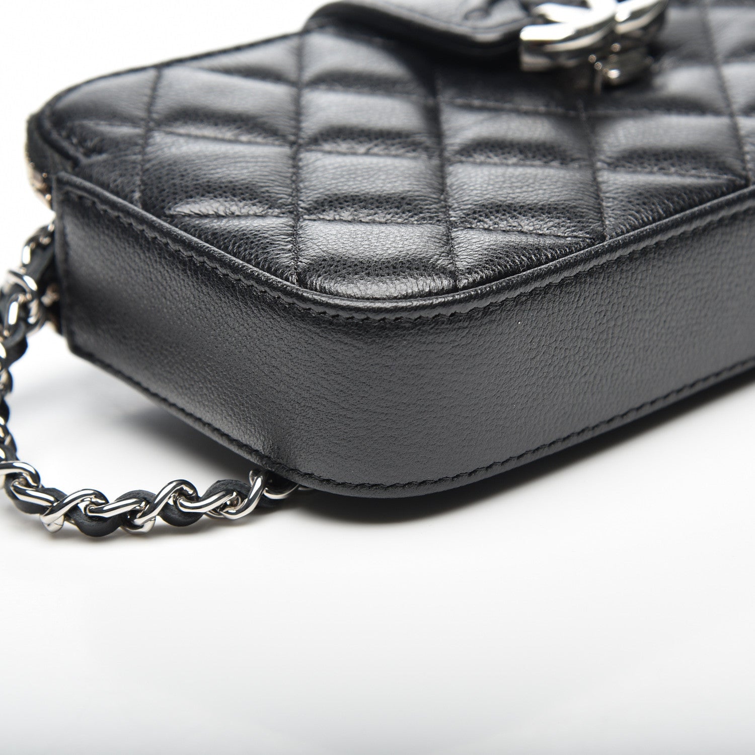 Chanel Grained Calfskin Quilted CC Box Clutch With Chain Black 4 of 11