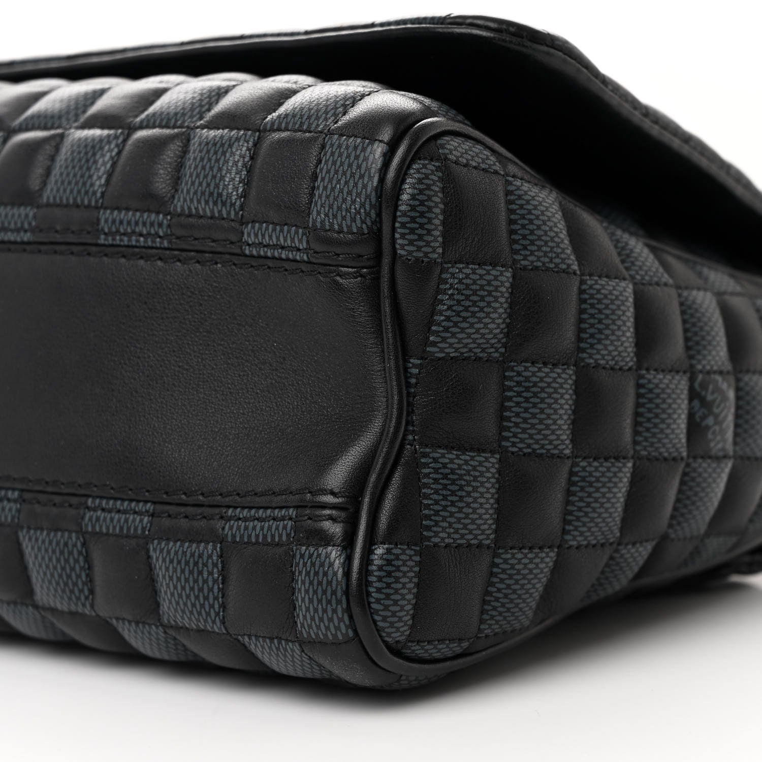 Louis Vuitton Calfskin Quilted Damier Twist MM Black Anthracite 10 of 10