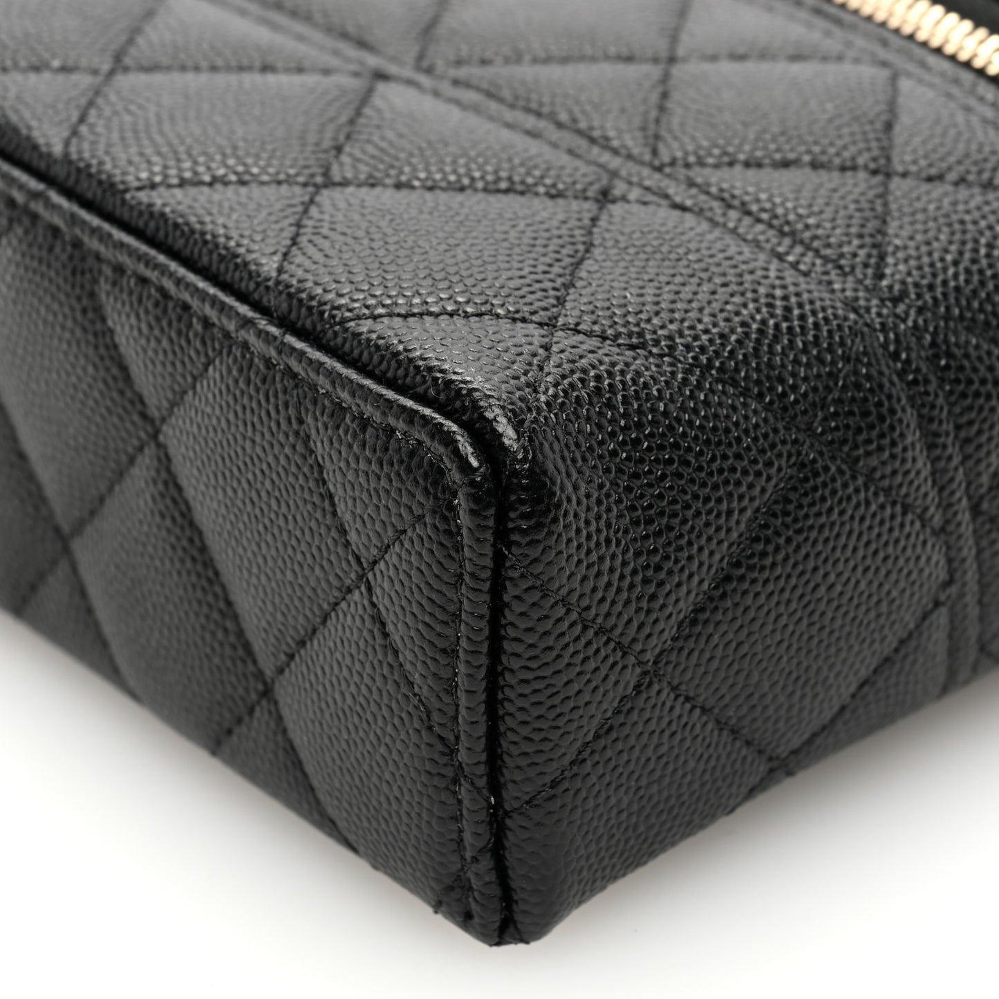 Caviar Quilted Trendy Handle Slim Vanity Black
