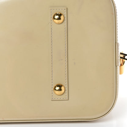 Louis Vuitton Vernis Alma MM Blanc Corail 9 of 27