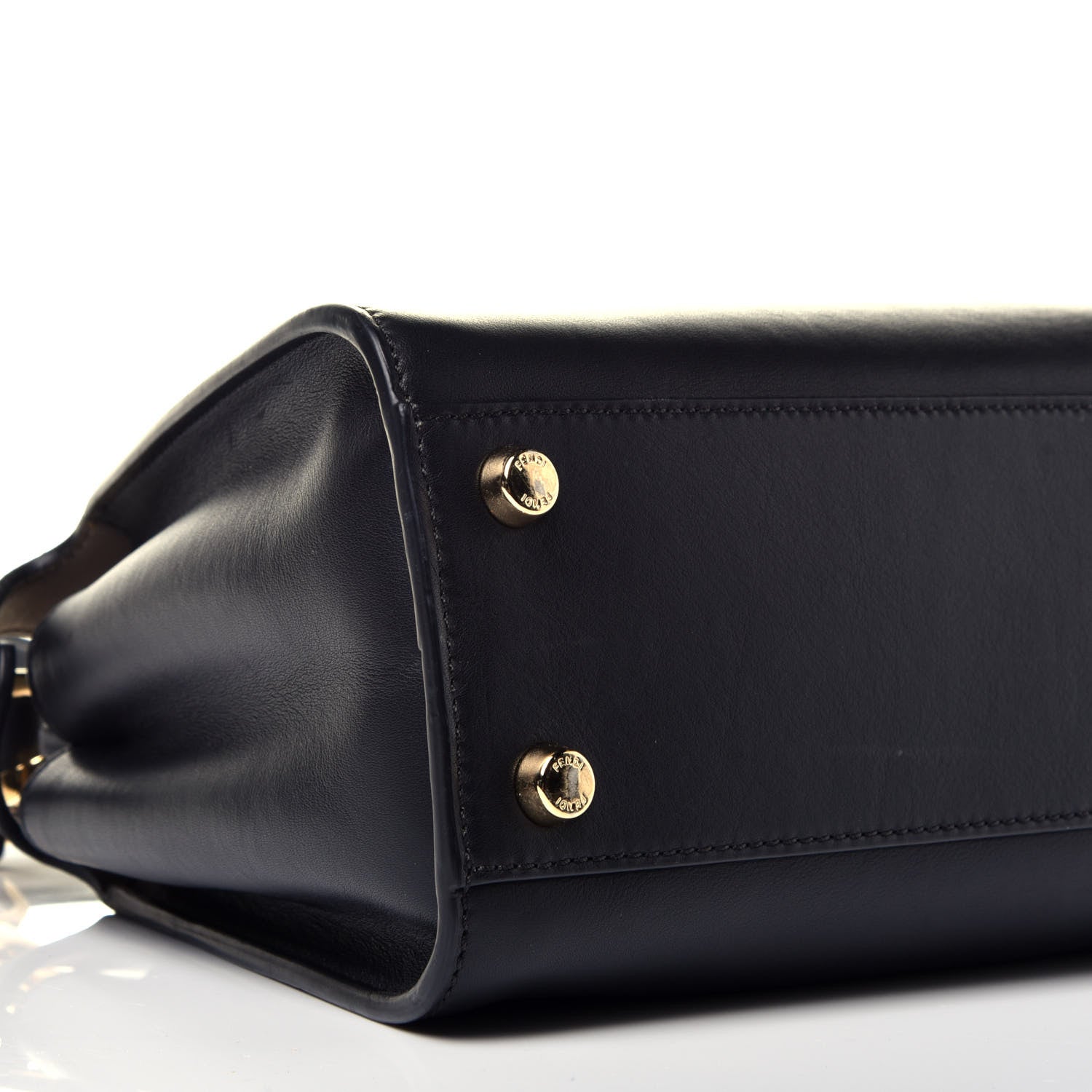 Fendi Vitello Tahiti Burro Medium Peekaboo Iconic Essentially Satchel Black Corda 10 of 11