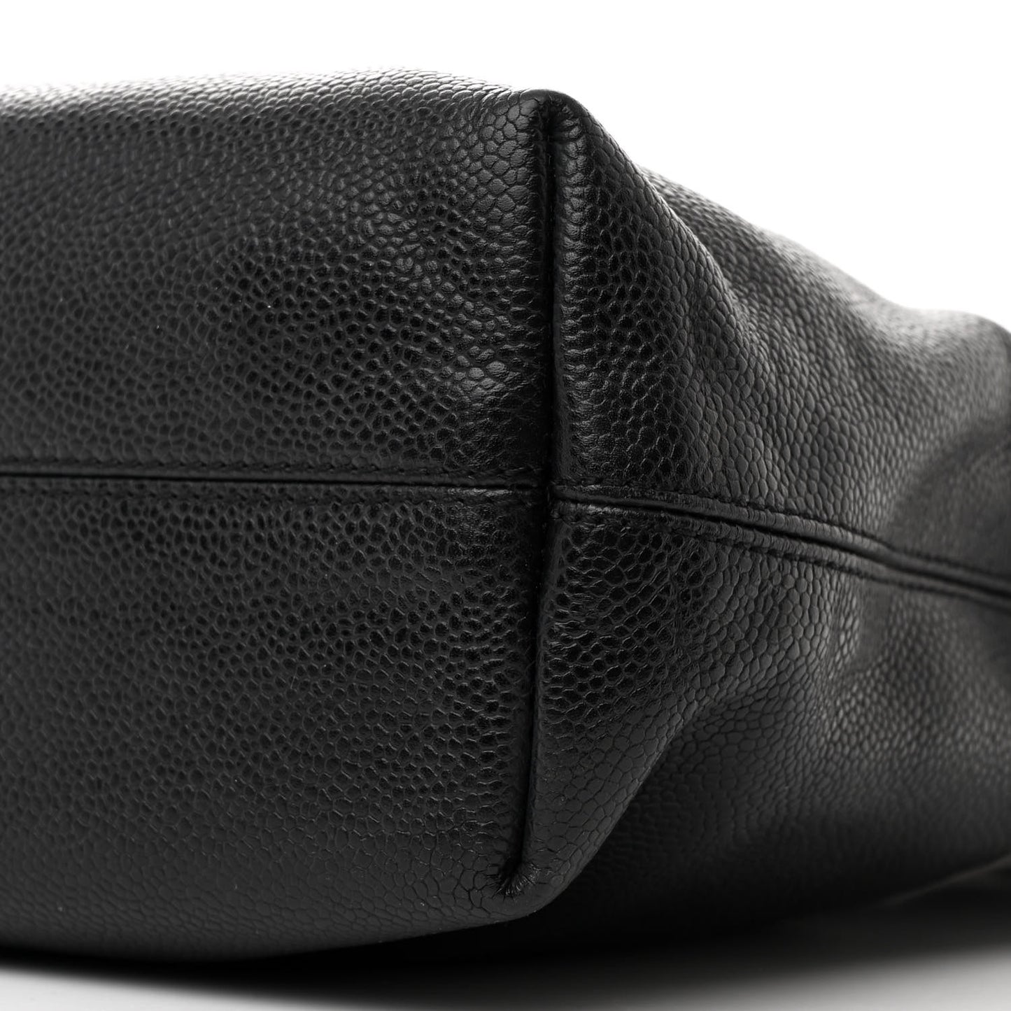 Caviar CC Tote Black