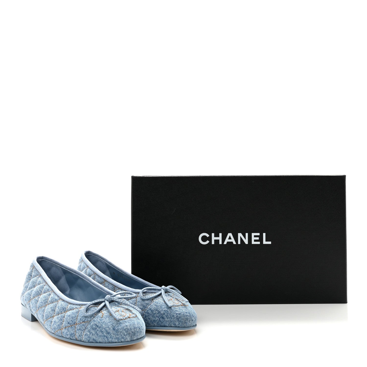 Chanel Denim Quilted CC Cap Toe Ballerina Flats 36.5 Light Blue 10 of 10