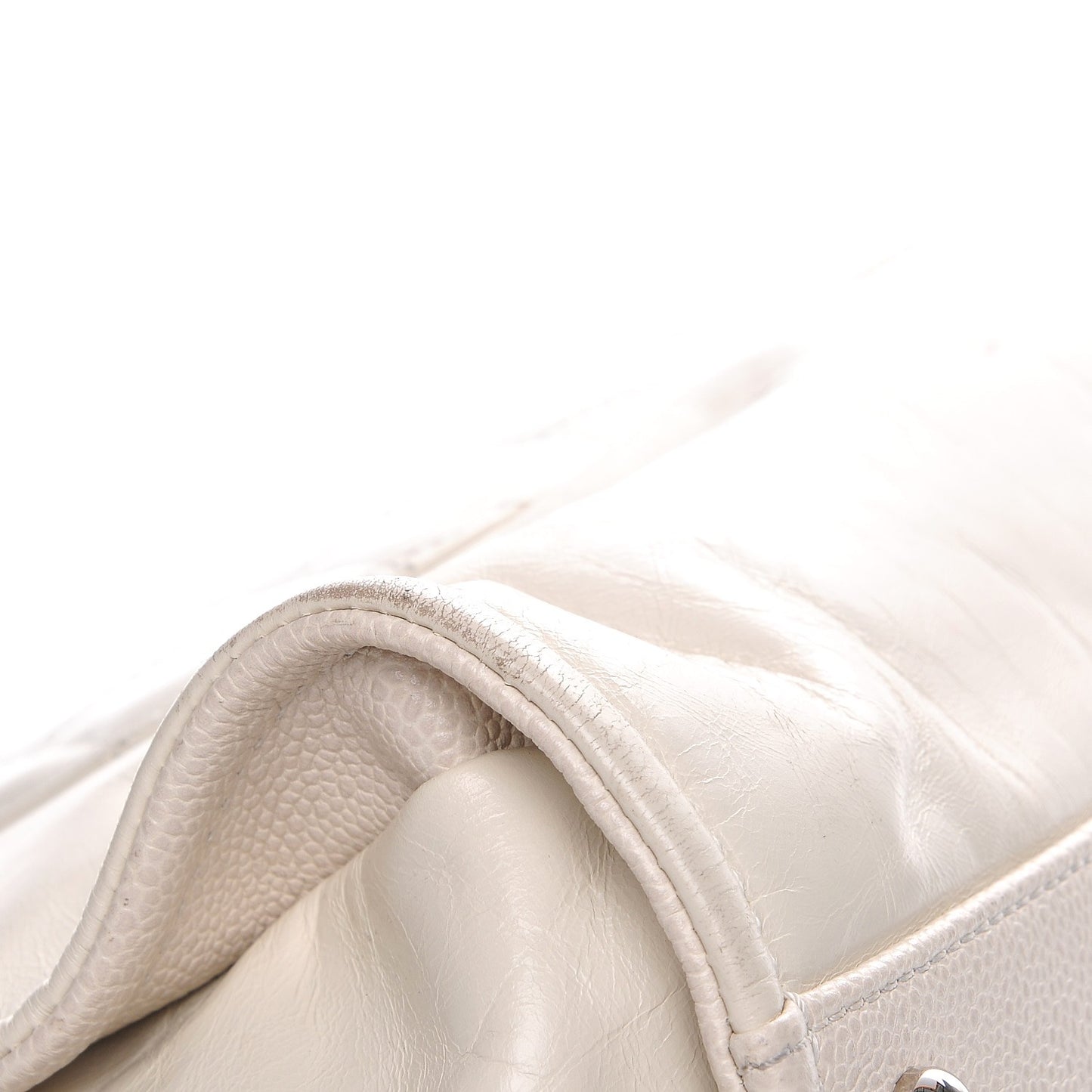Glazed Calfskin Large Deauville Tote Ivory