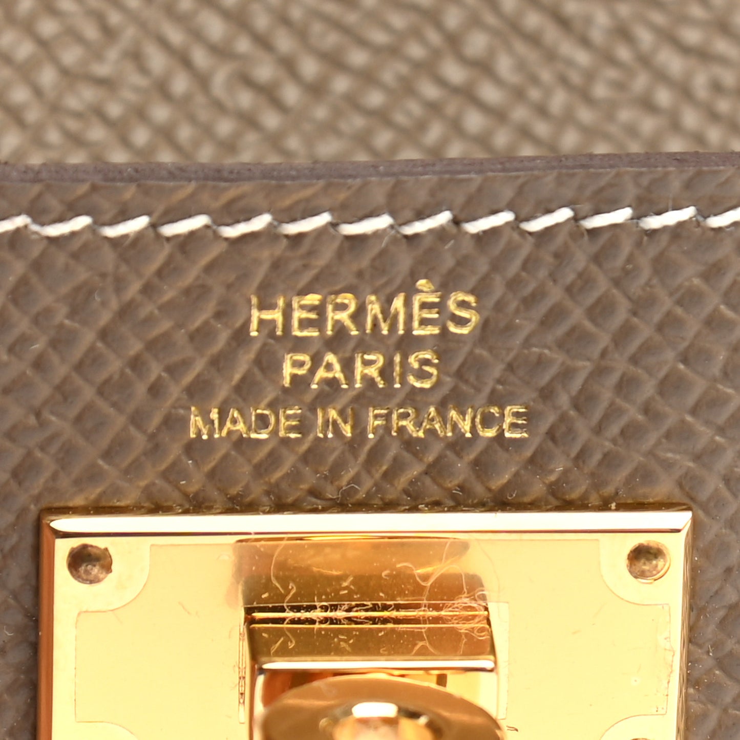 Epsom Kelly Pocket Compact Wallet Etoupe