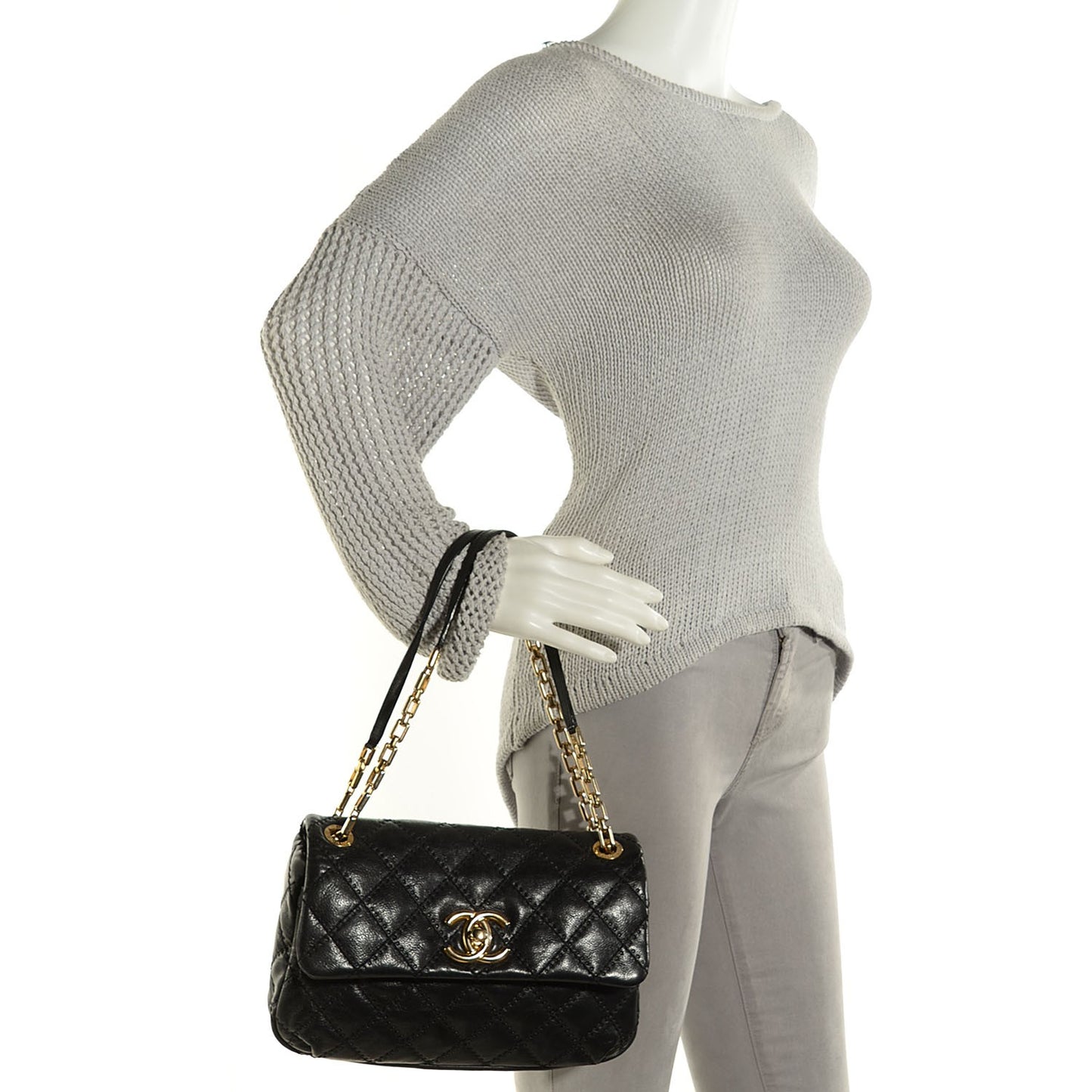 Calfskin Quilted Retro Chain Flap Black