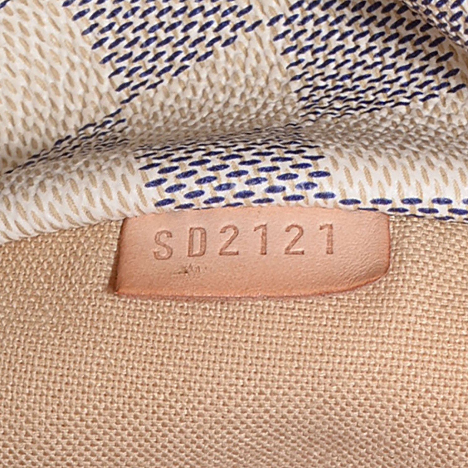 Louis Vuitton Damier Azur Totally MM 7 of 7