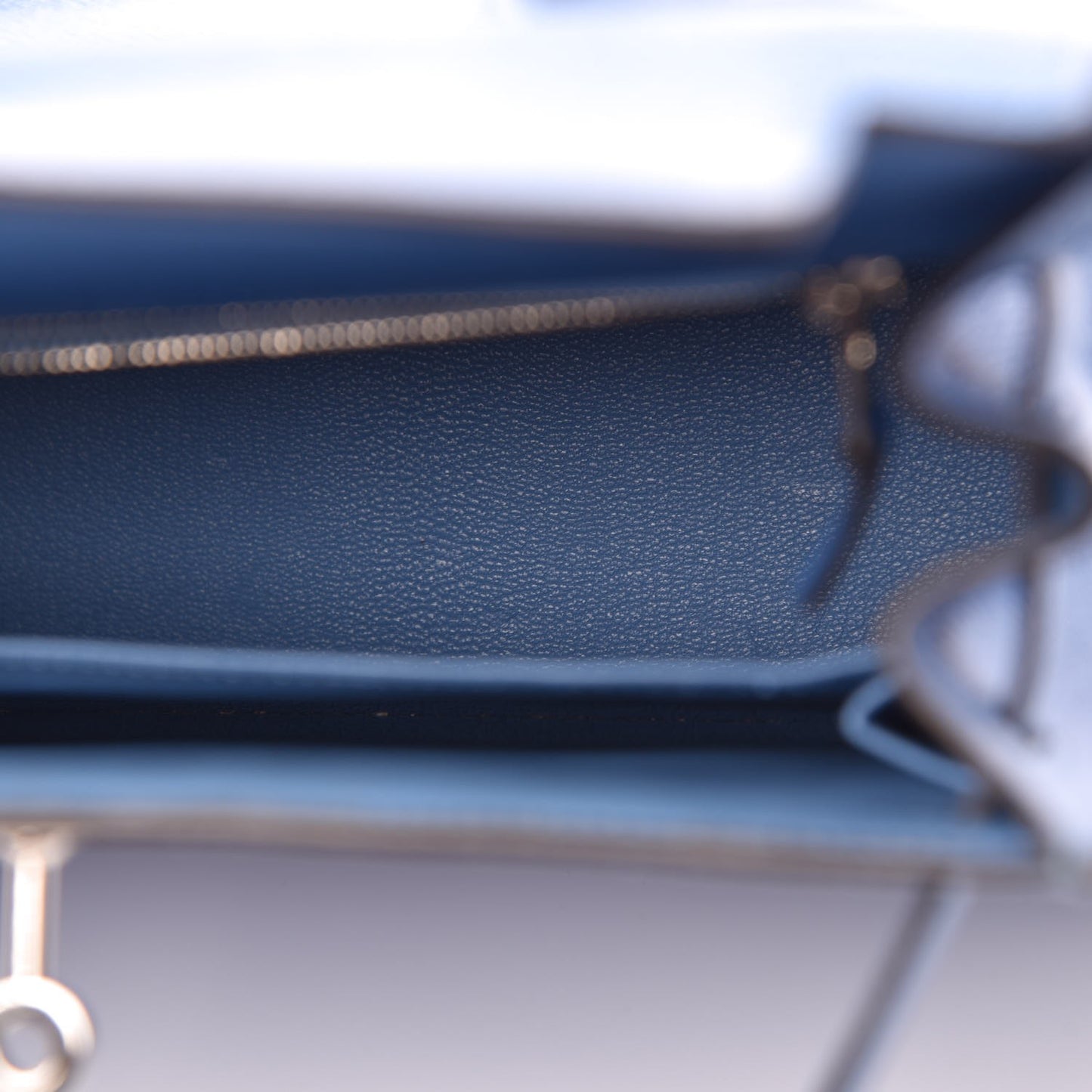 Epsom Kelly Sellier 25 Bleu Paradis