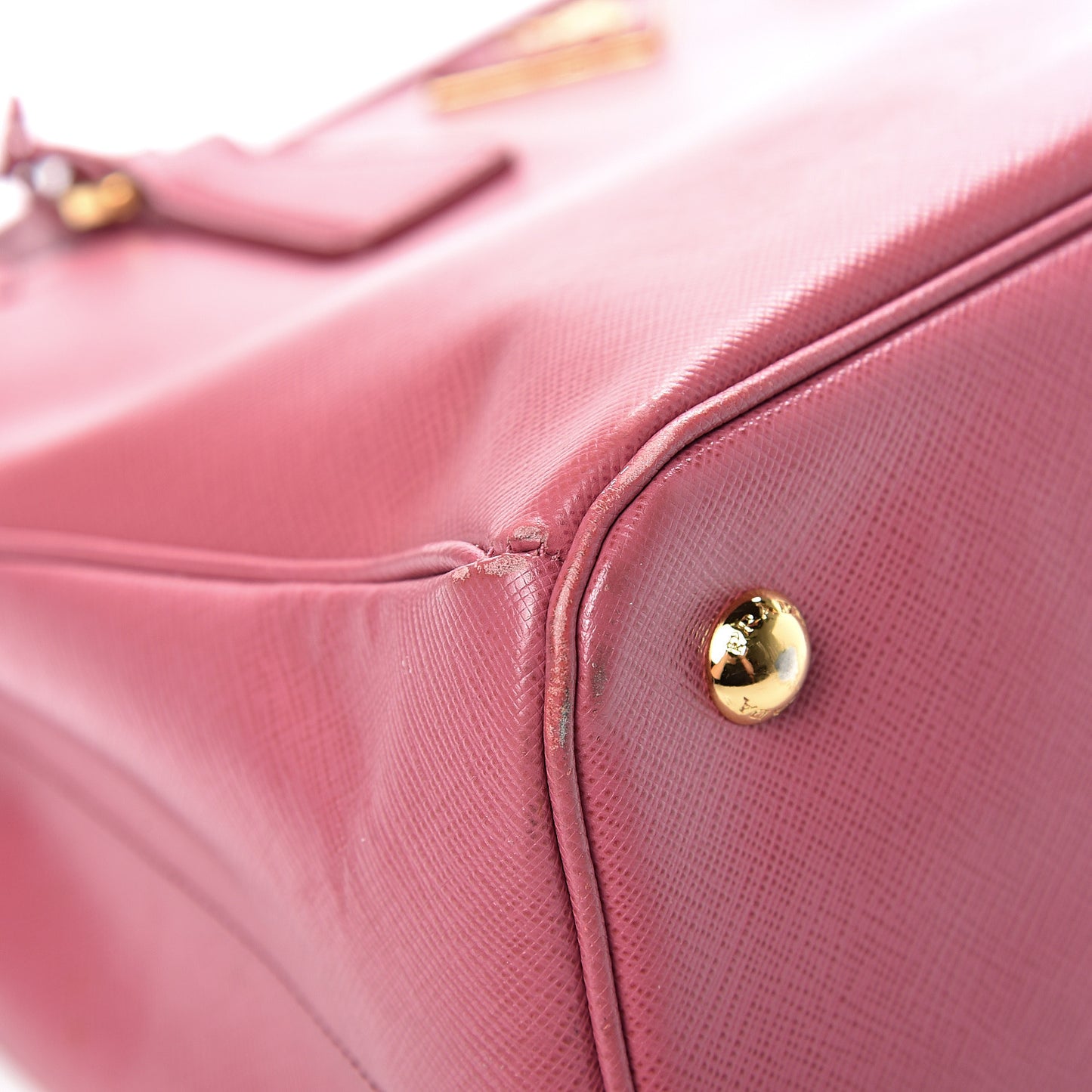 Saffiano Lux Medium Tote Bruyere