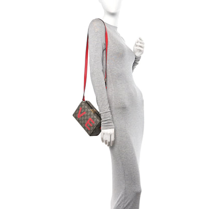 Gucci GG Supreme Monogram Moon Calfskin Love Valentines Day Padlock Case Beige Ebony New Geranium 2 of 13