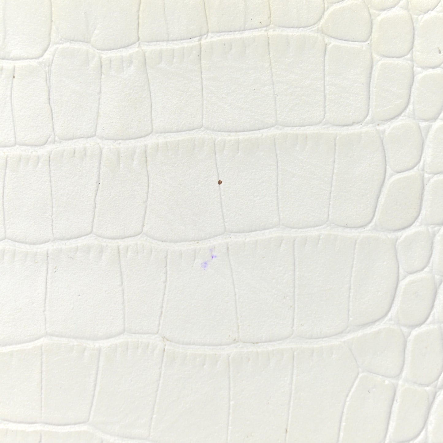 Calfskin Crocodile Embossed Cocodile Cosmetic Case White Gold