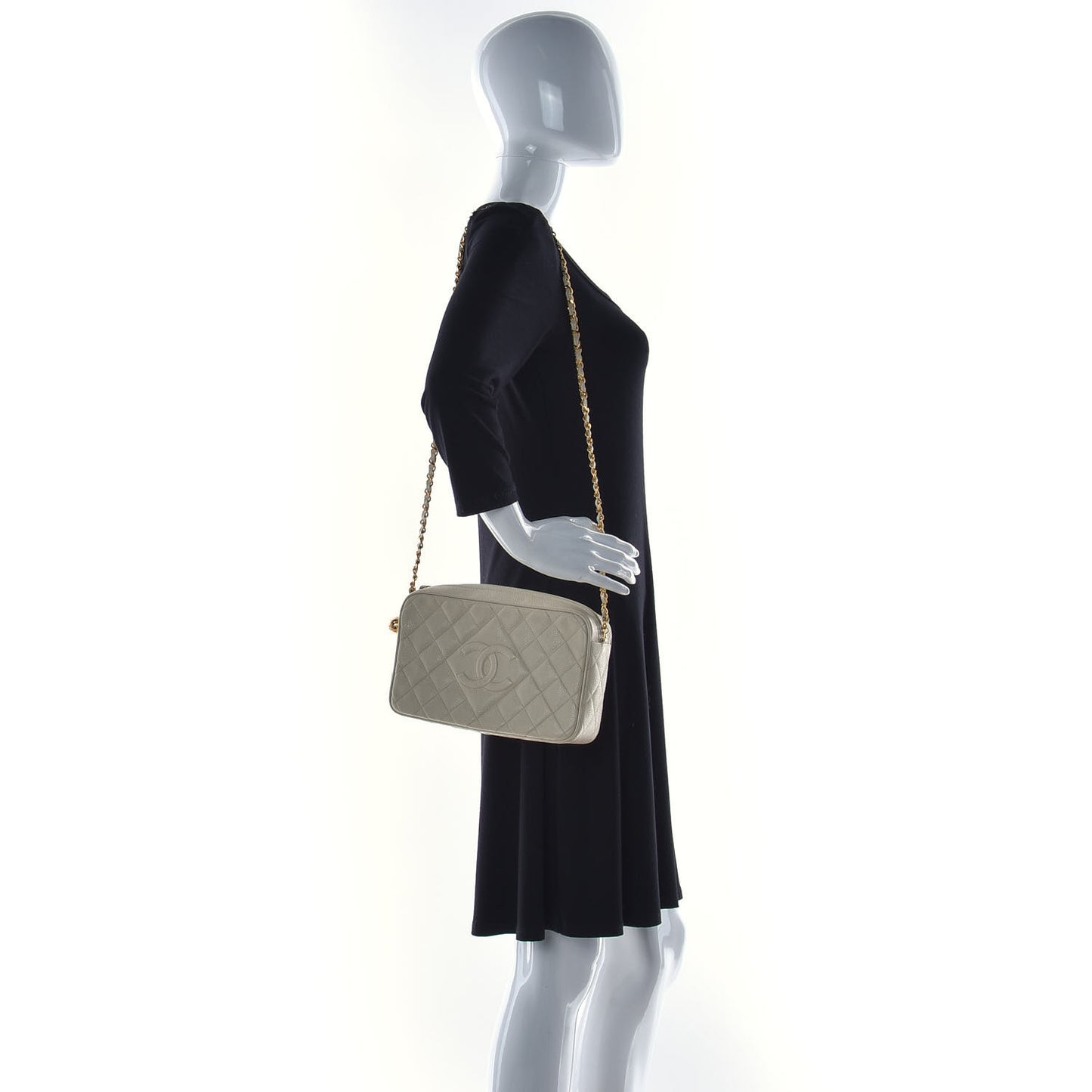 Caviar Quilted CC Camera Case Light Beige