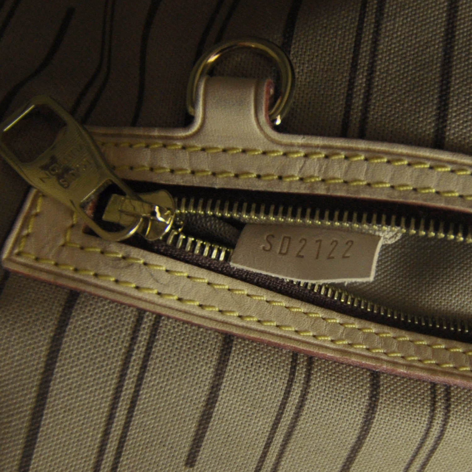 Louis Vuitton Monogram Delightful MM 8 of 8