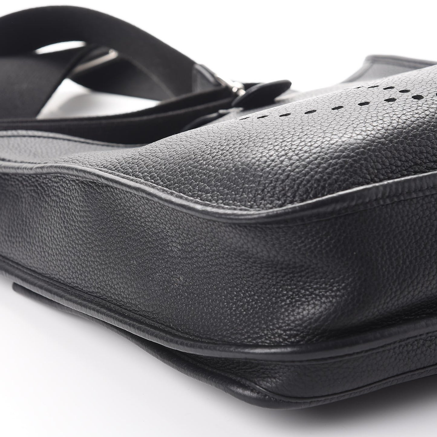 Taurillon Clemence Evelyne III PM Black