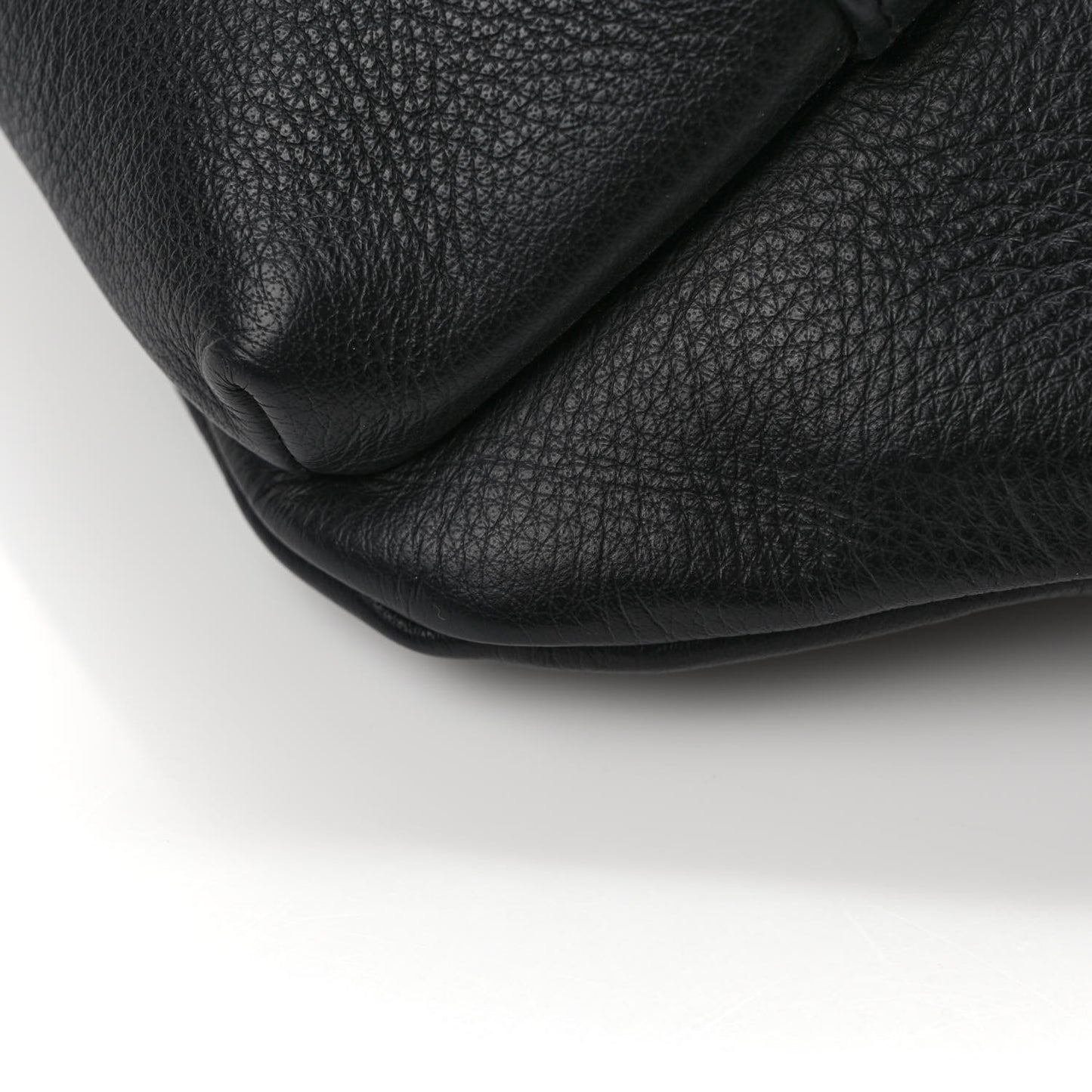 Smooth Calfskin Logo Large Everyday Beltpack Black White