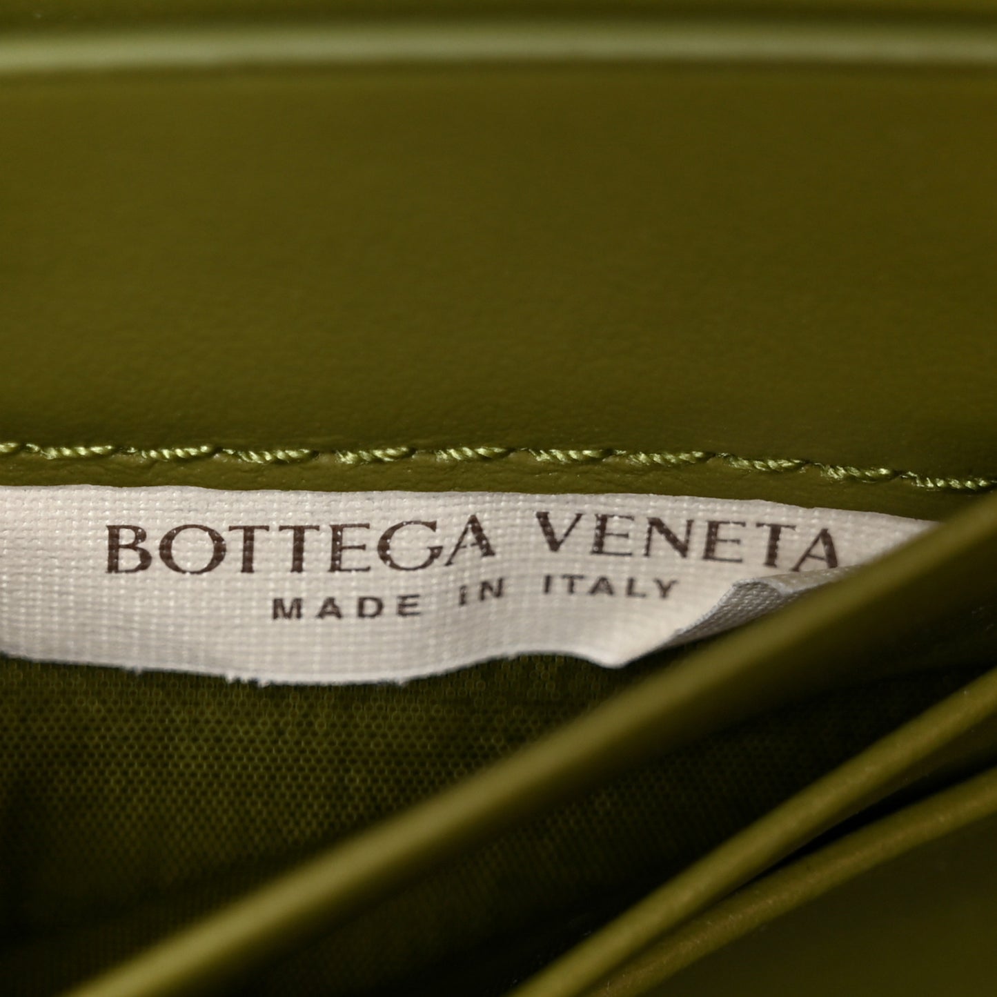 Nappa Intrecciato Long Andiamo Top Handle Clutch Matcha