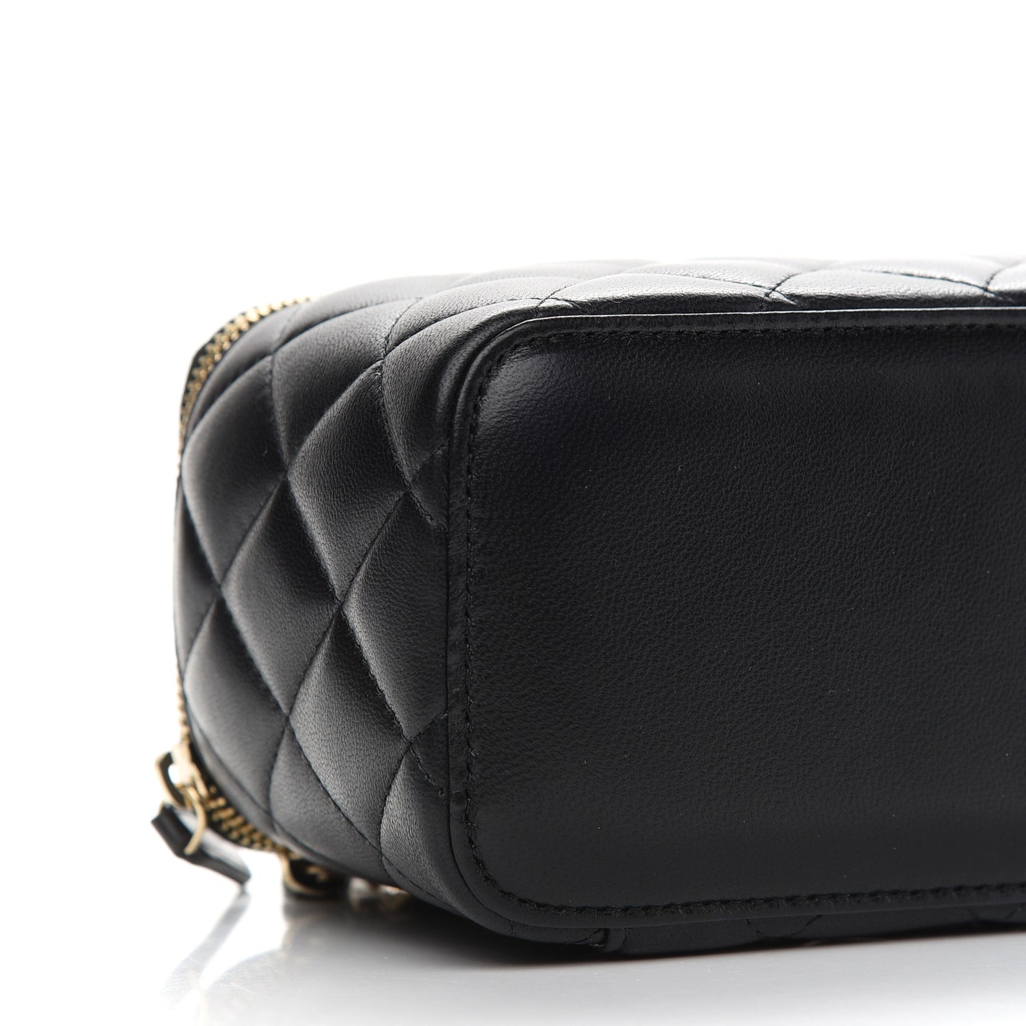 Lambskin Quilted Small Vanity Case With Chain Black