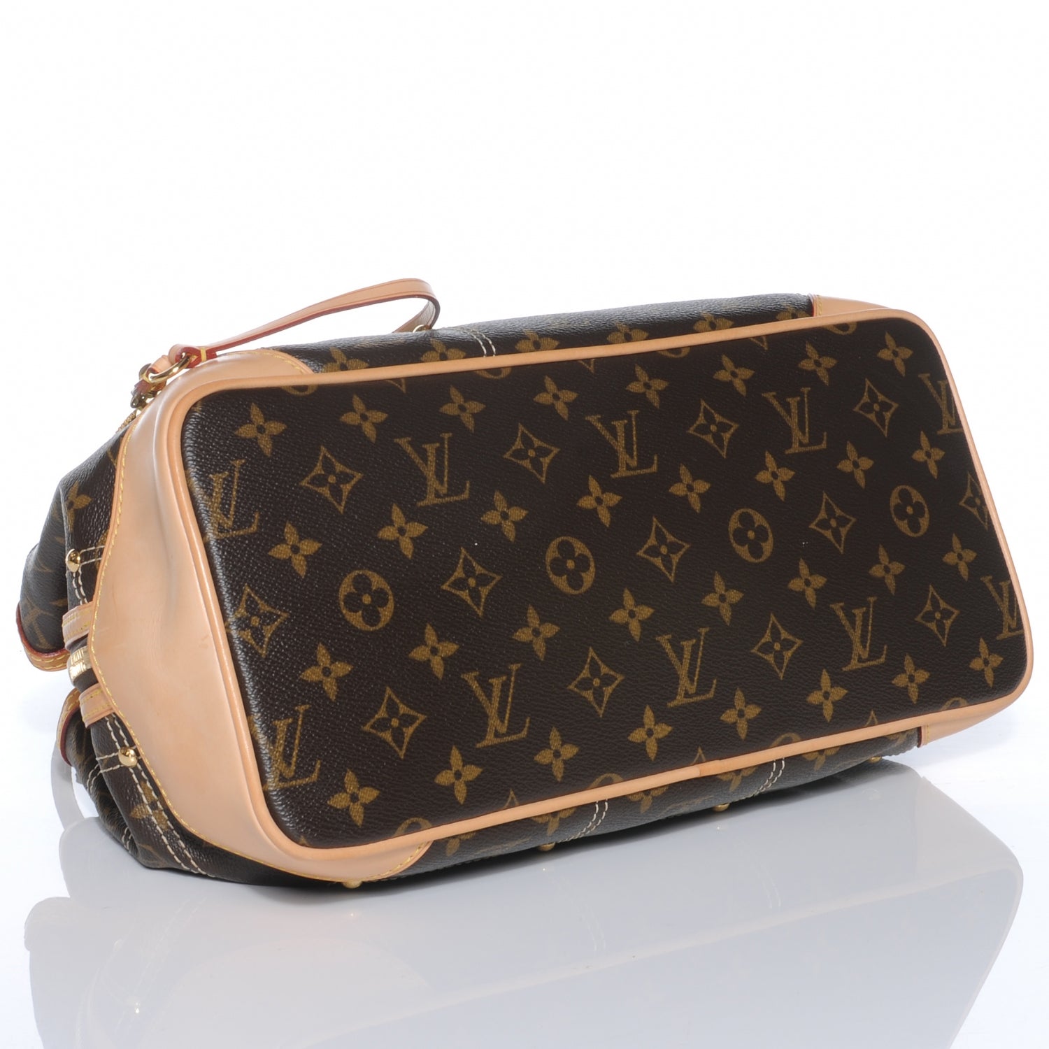 Louis Vuitton Monogram Riveting 4 of 7