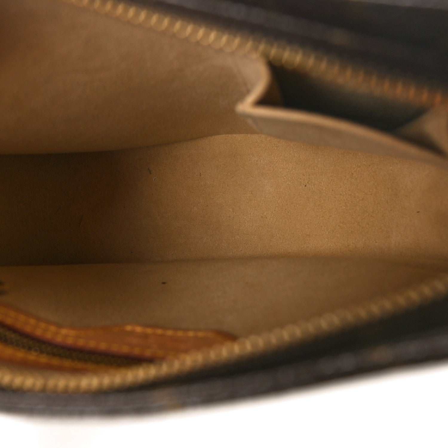 Louis Vuitton Monogram Looping MM 6 of 9
