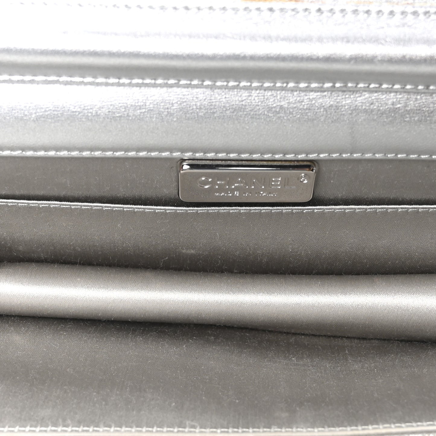 Metallic Goatskin Strass Chain Evening Clutch Silver