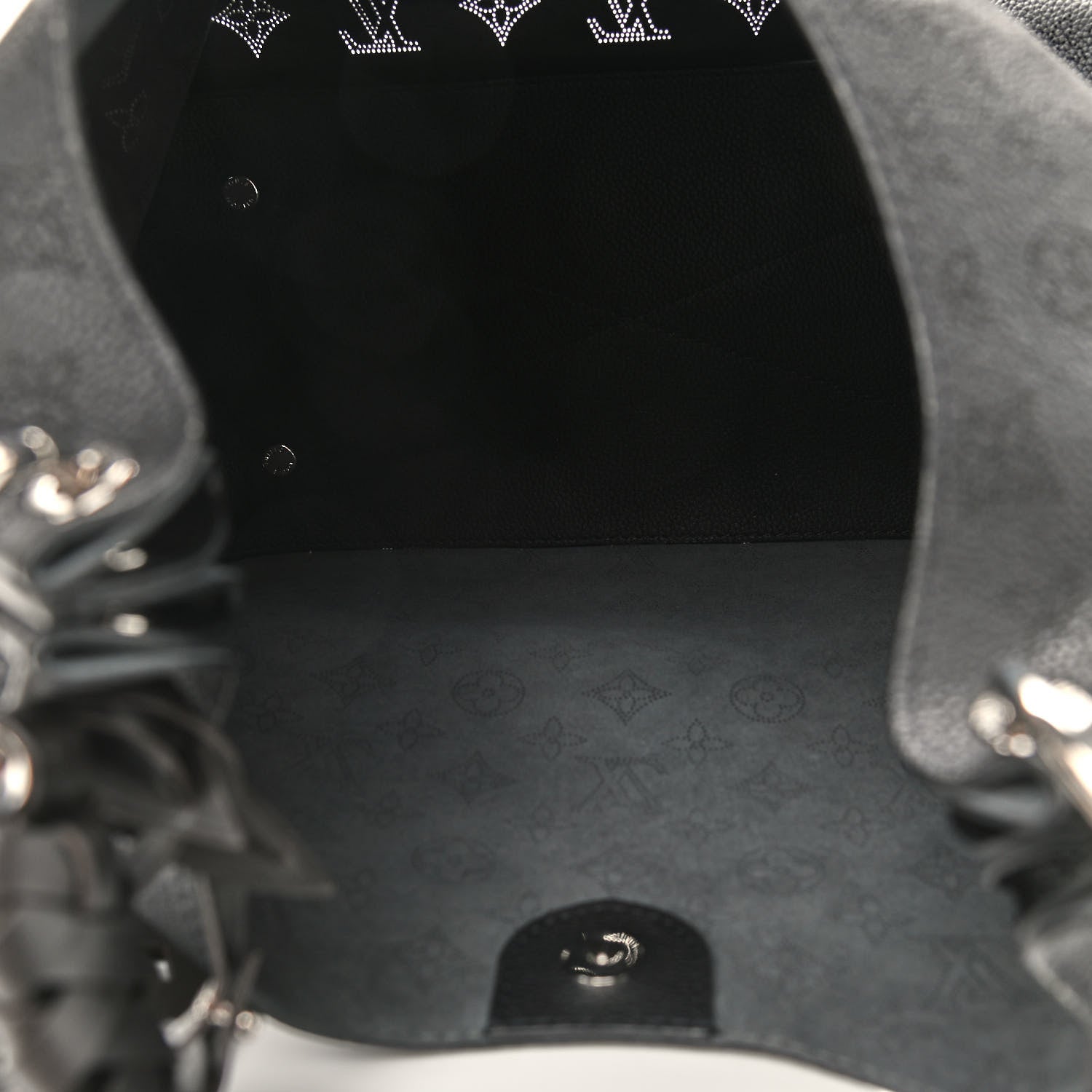 Louis Vuitton Mahina Carmel Hobo Black 5 of 8