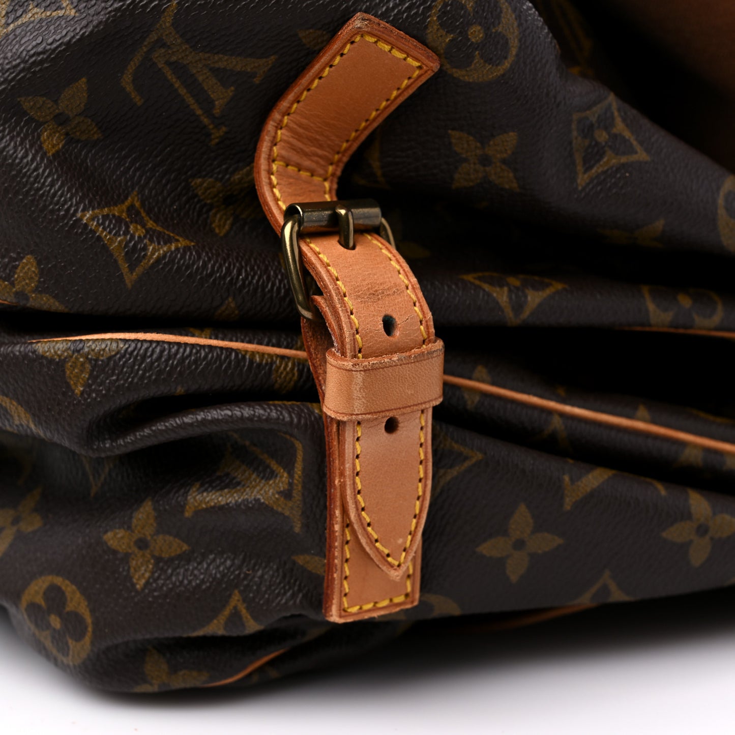 Monogram Saumur 35