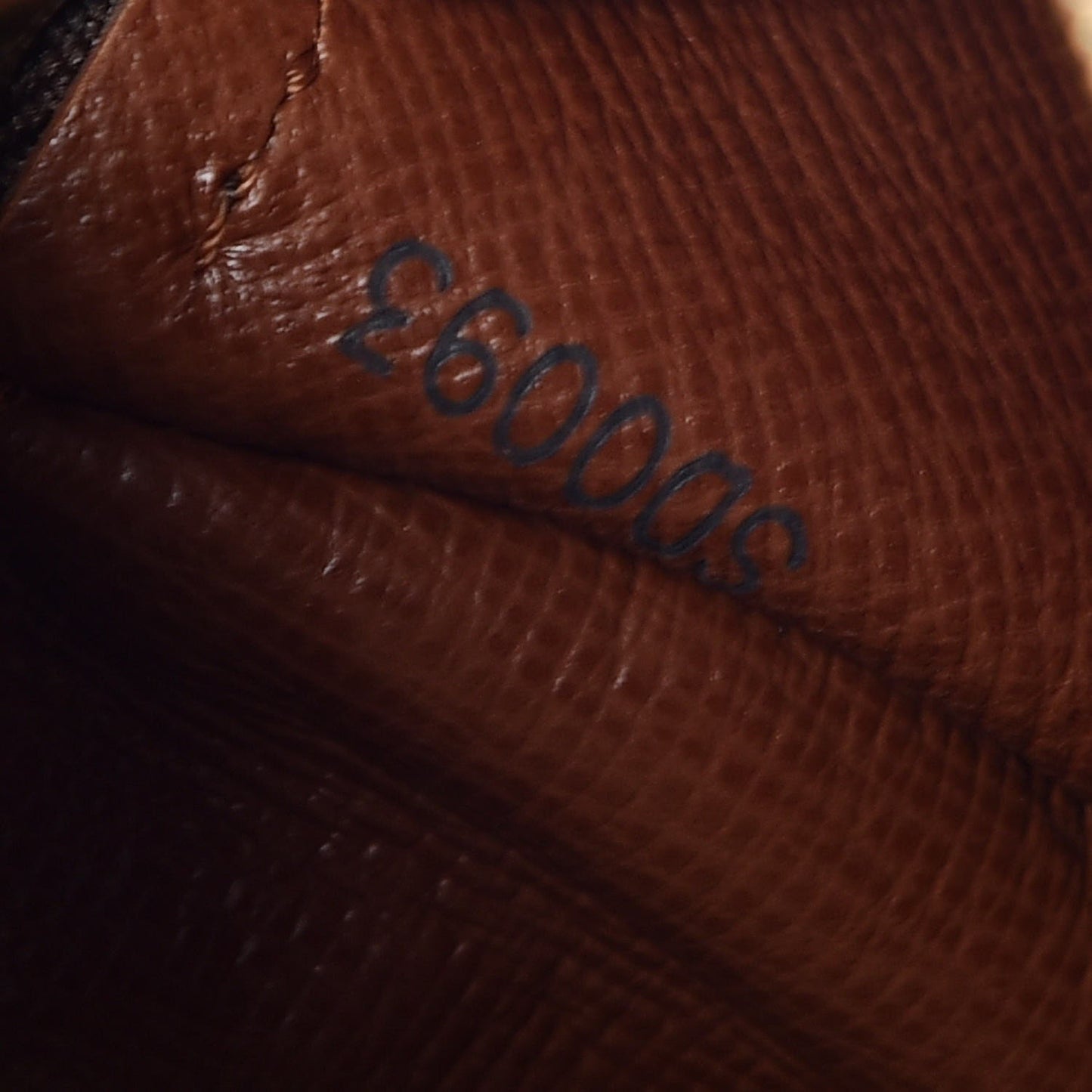 Monogram Papillon 30