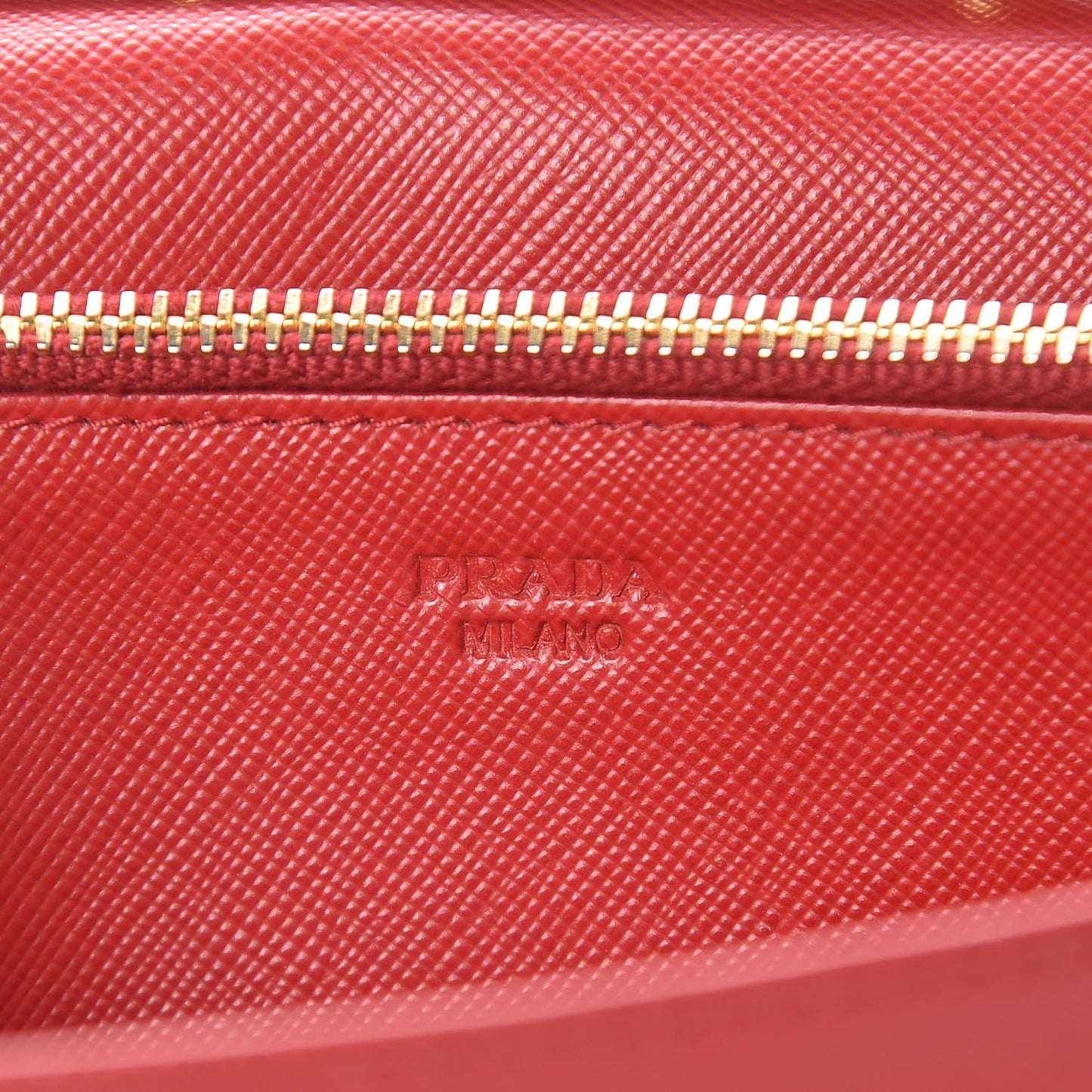 Saffiano Metal Flap Wallet With Strap Fuoco