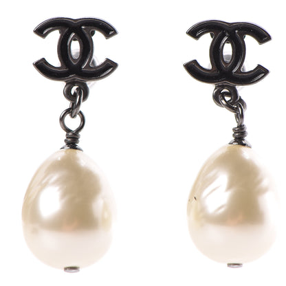 Chanel Pearl Enamel CC Drop Earrings Ruthenium Black 1 of 5