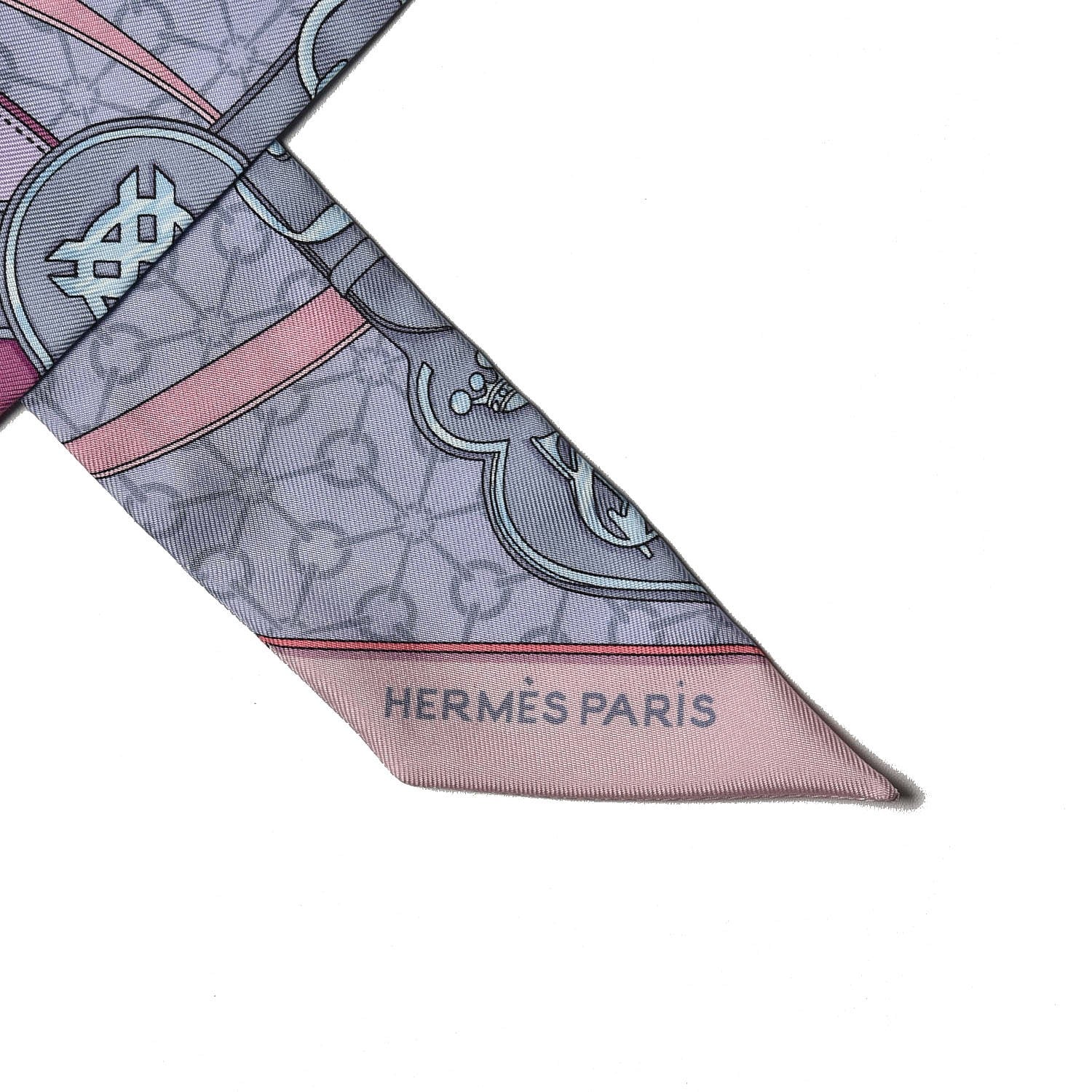 Hermes Silk La Promenade Du Matin Twilly Mauve Ciel Gris 3 of 5