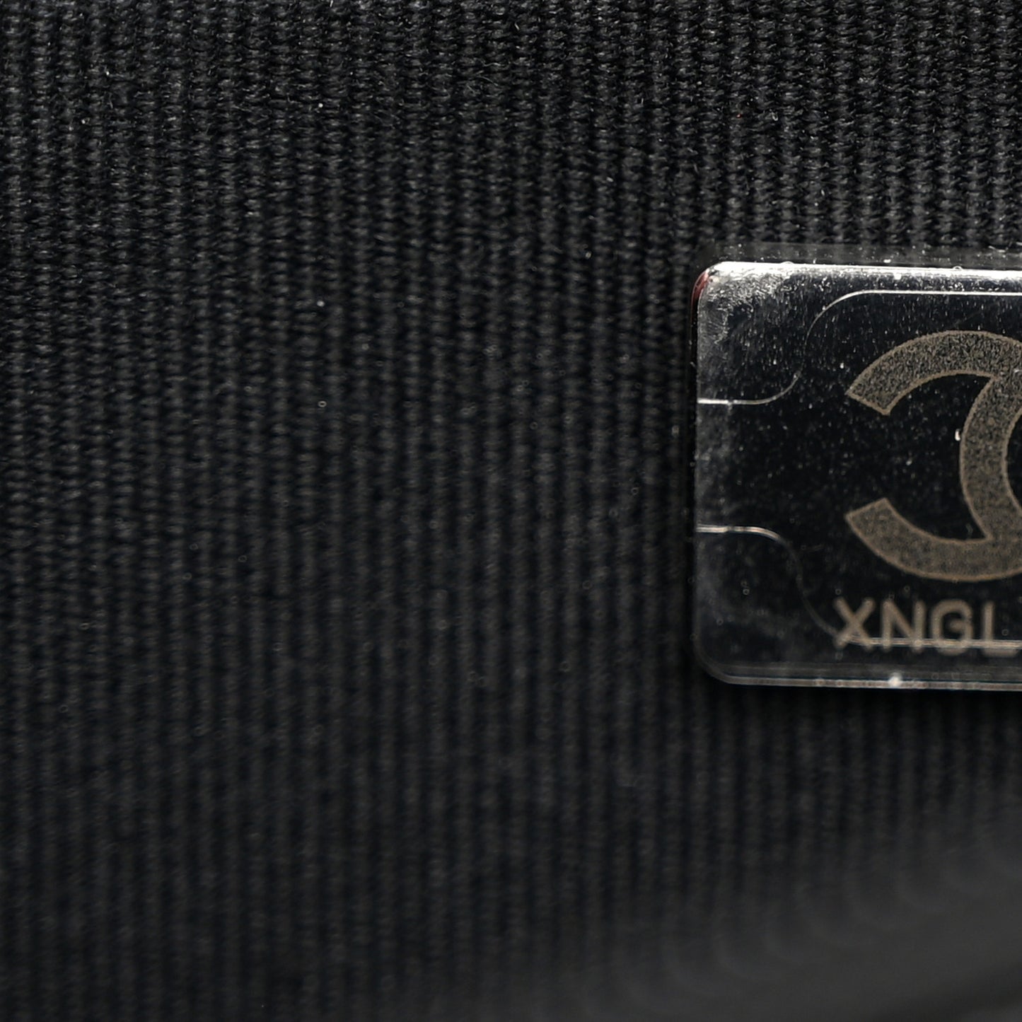 Caviar Quilted Chanel 19 Wallet On Chain WOC Black White