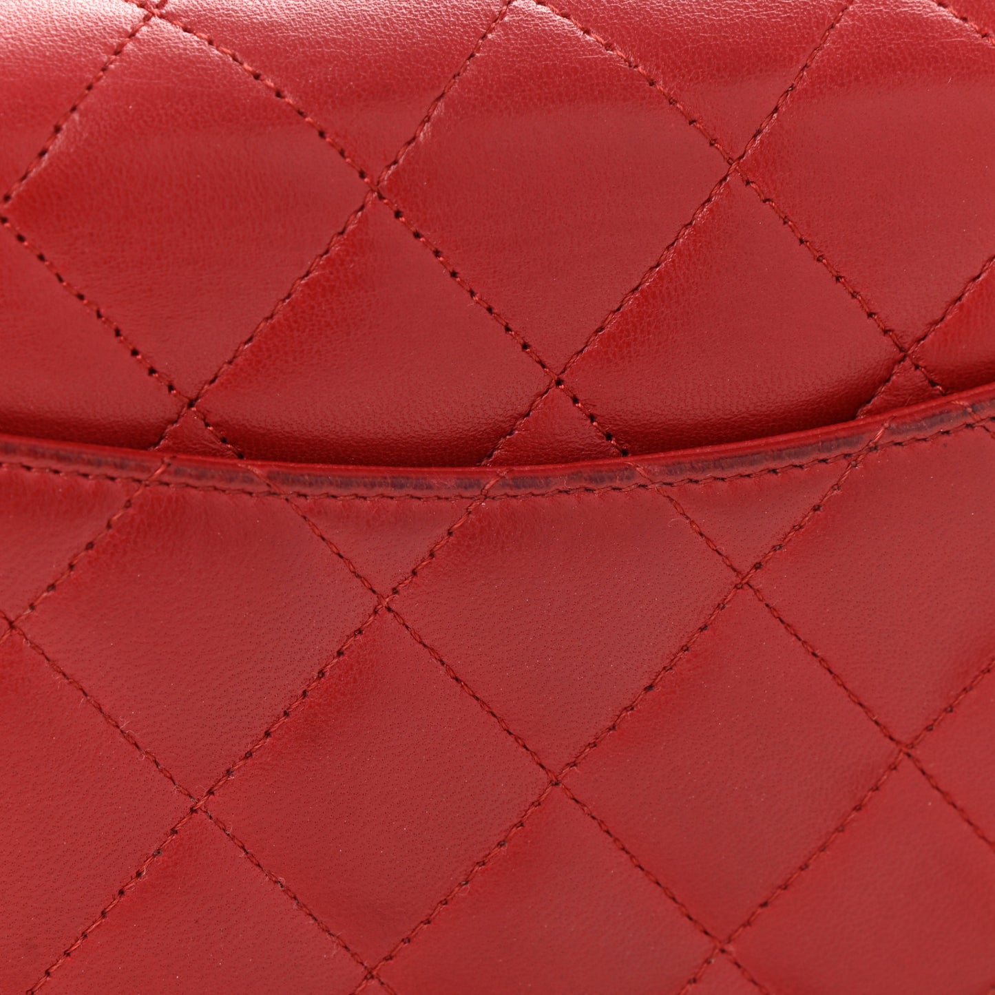 Lambskin Quilted Wallet On Chain WOC Red