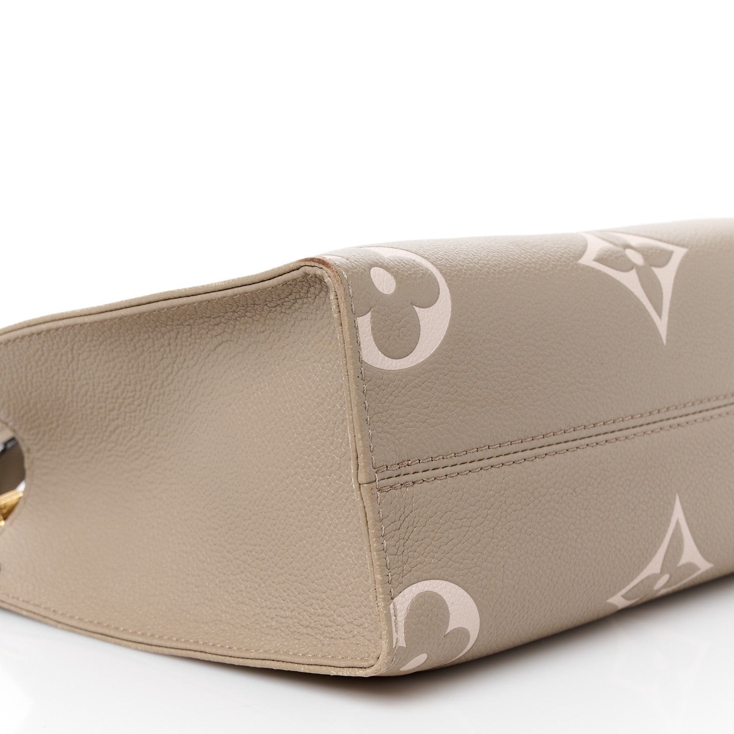 Louis Vuitton Empreinte Monogram Giant Onthego PM Tourterelle Creme 8 of 11