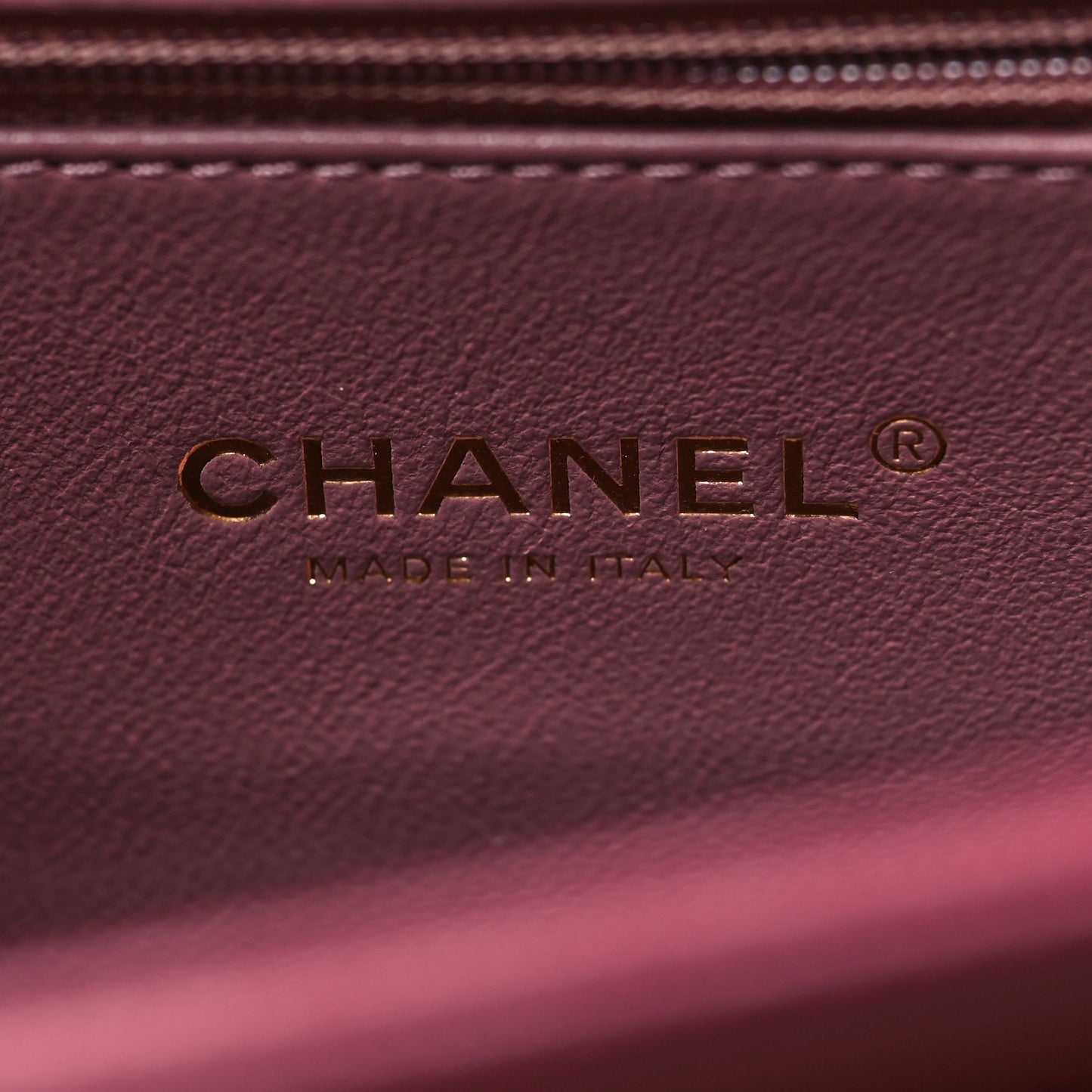 Caviar Quilted Medium Business Affinity Flap Dark Pink
