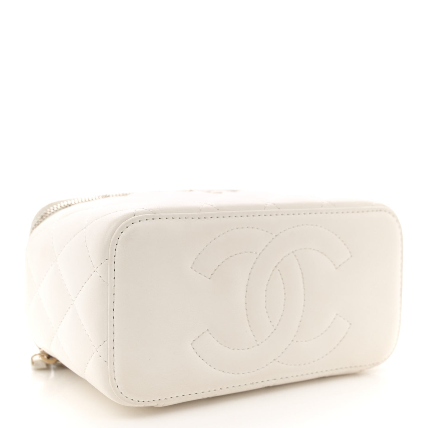 Lambskin Quilted Enamel CC Pearl Crush Small Vanity Case With Chain White