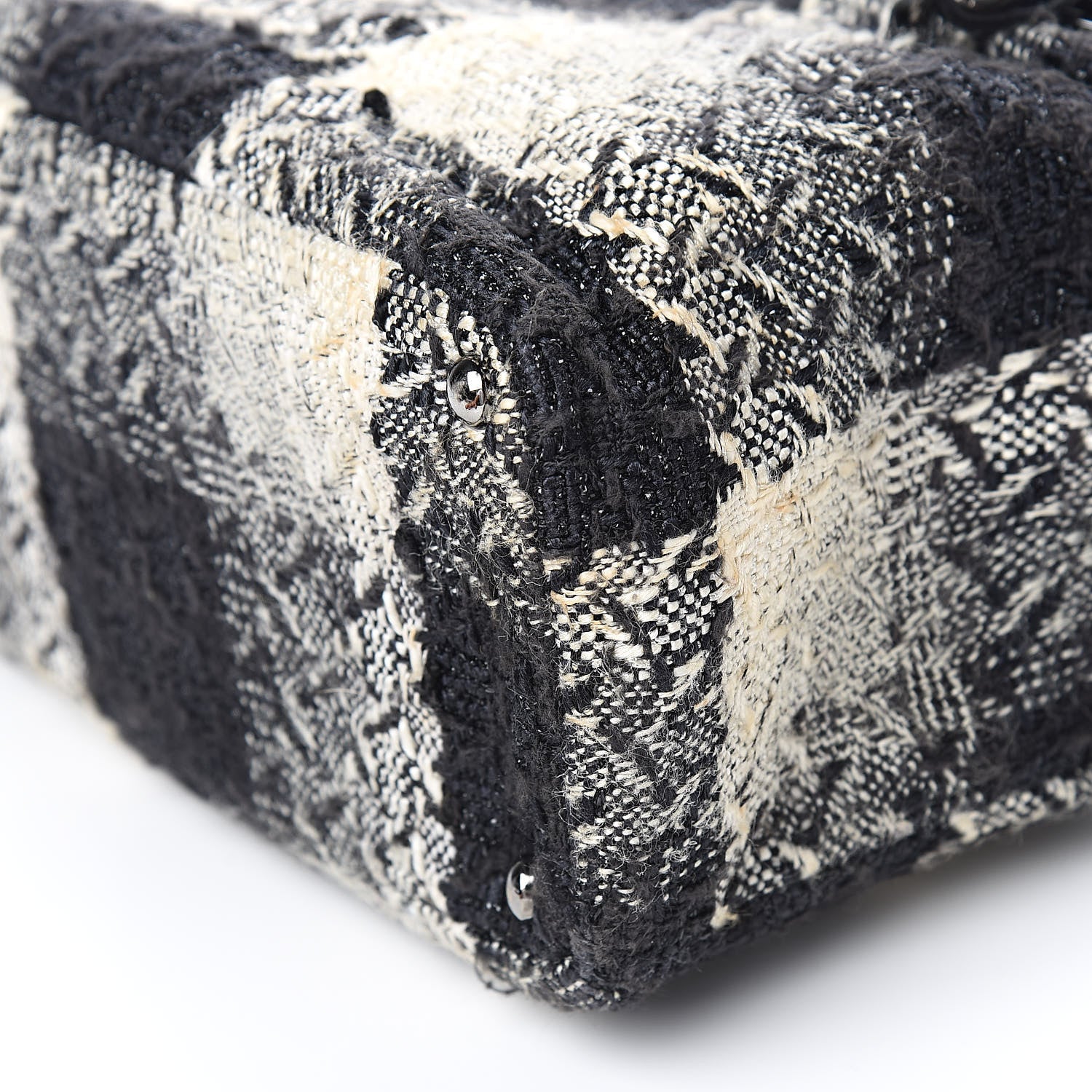 Chanel Tweed Paris NY Framed Box Shoulder Bag Black Ivory 9 of 11