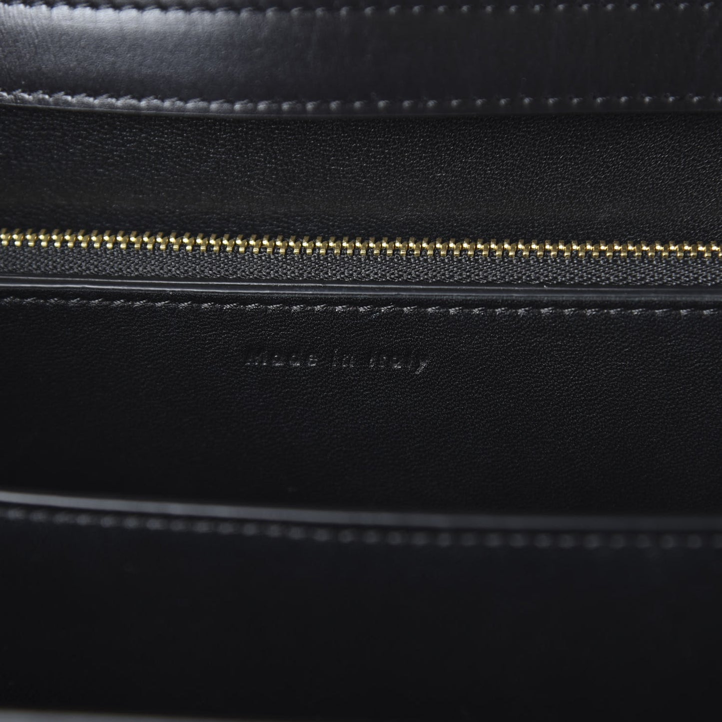 Box Calfskin Medium Classic Box Flap Bag Black