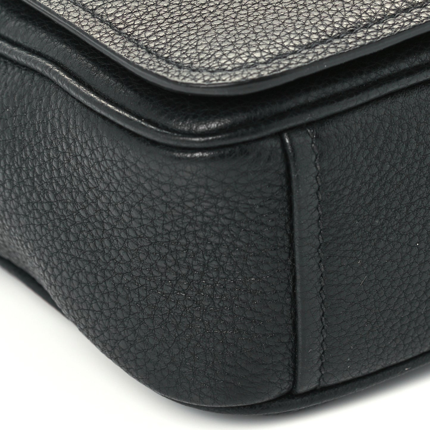 Vitello Daino Flap Crossbody Black