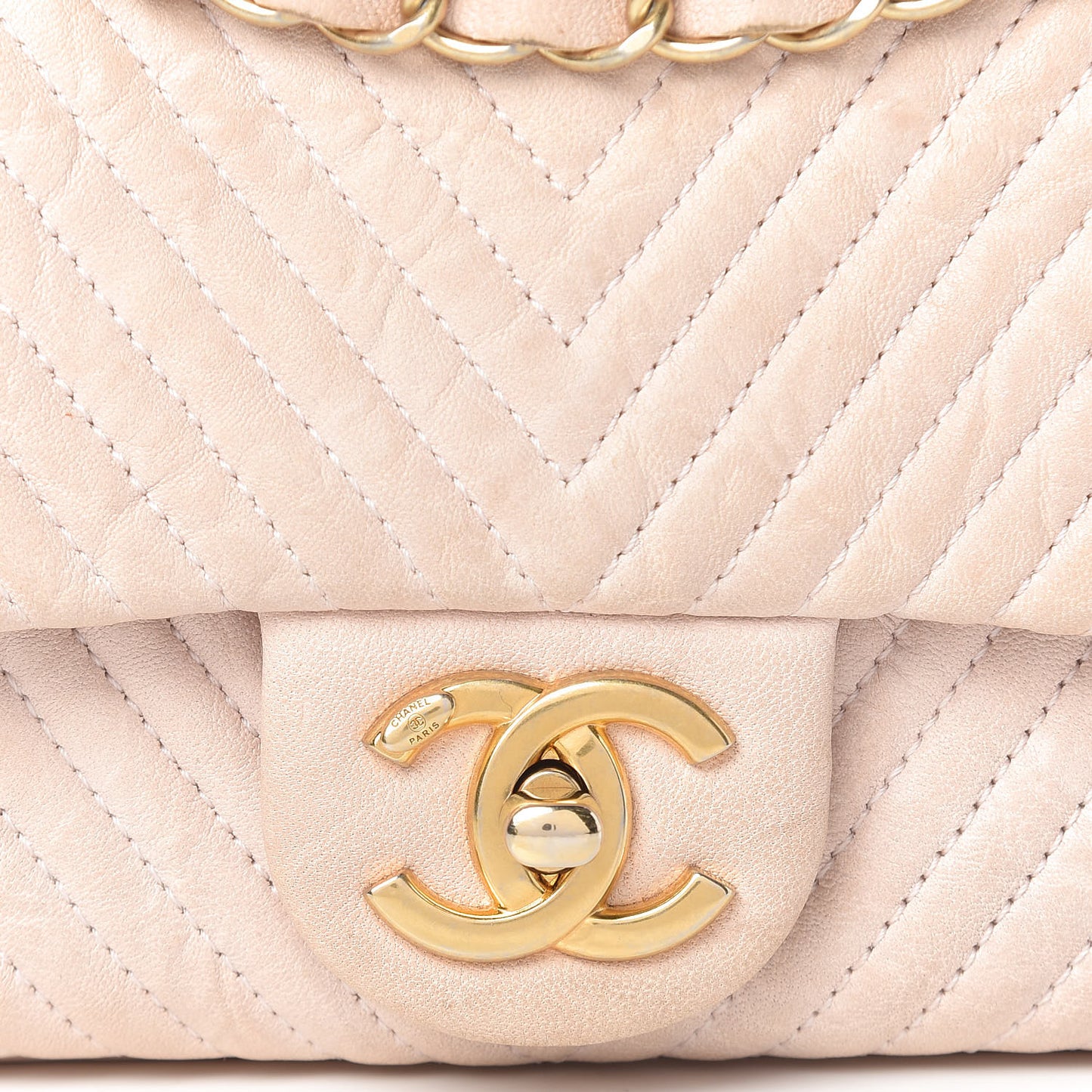 Calfskin Chevron Small Surpique Flap Ivory