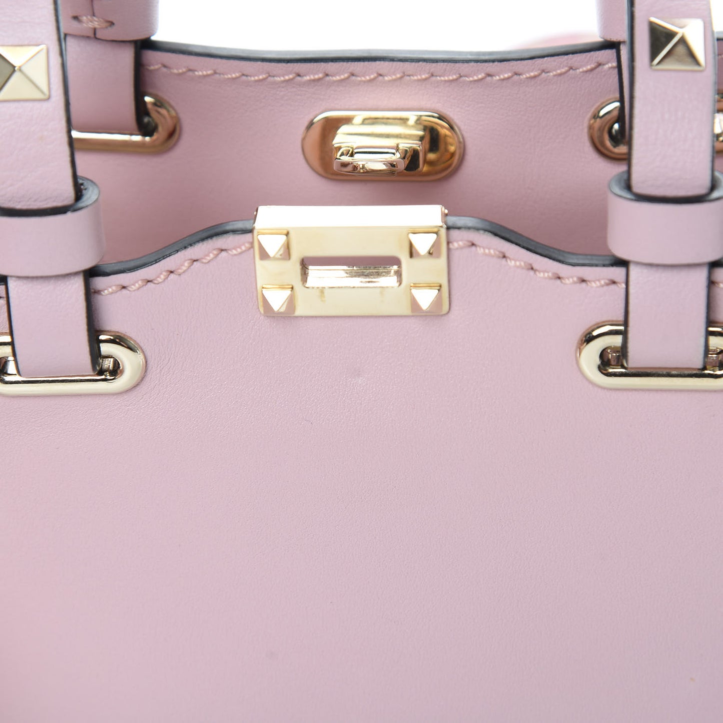 Vitello Micro Rockstud Tote Cipria