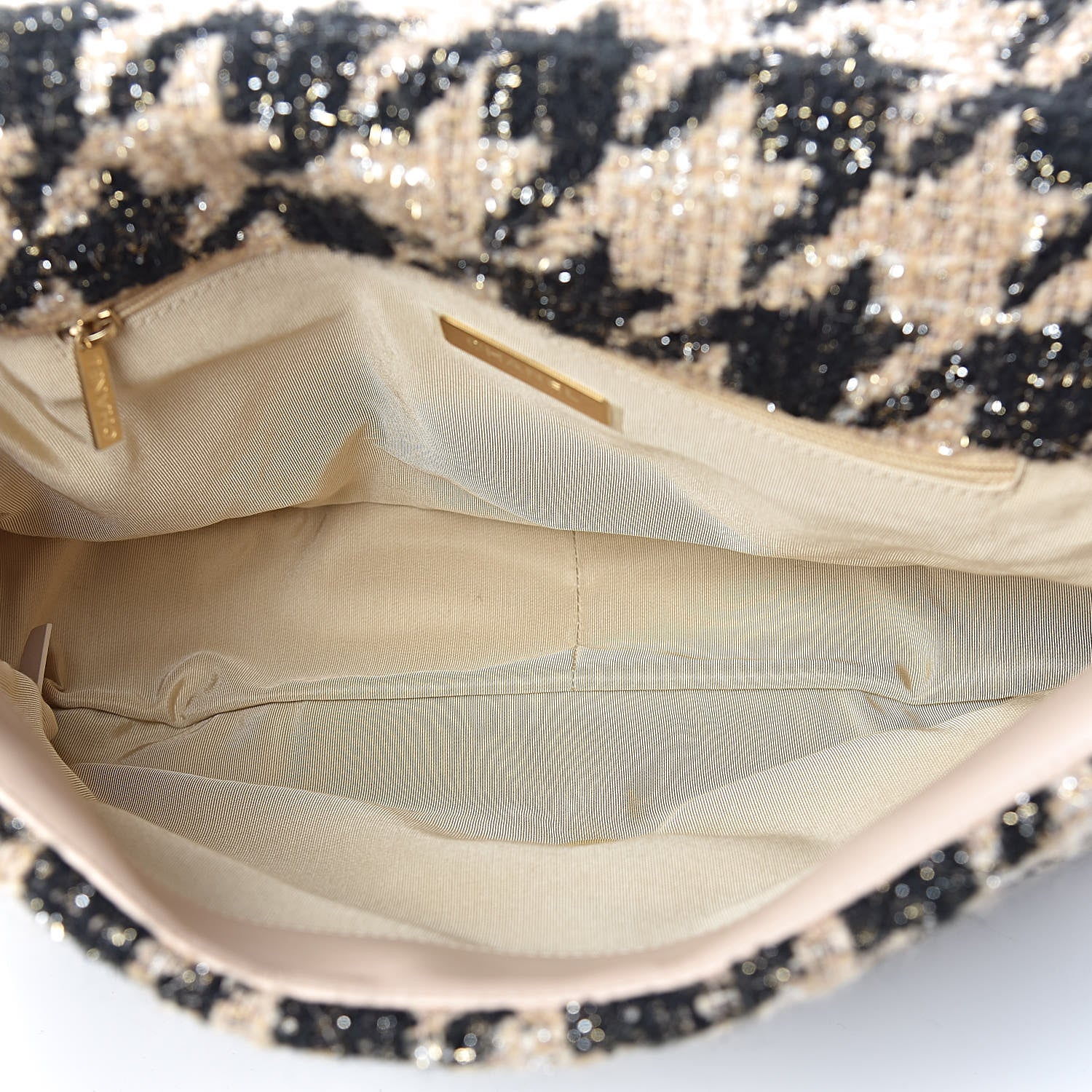 Chanel Tweed Maxi 19 Flap Beige Black 5 of 11