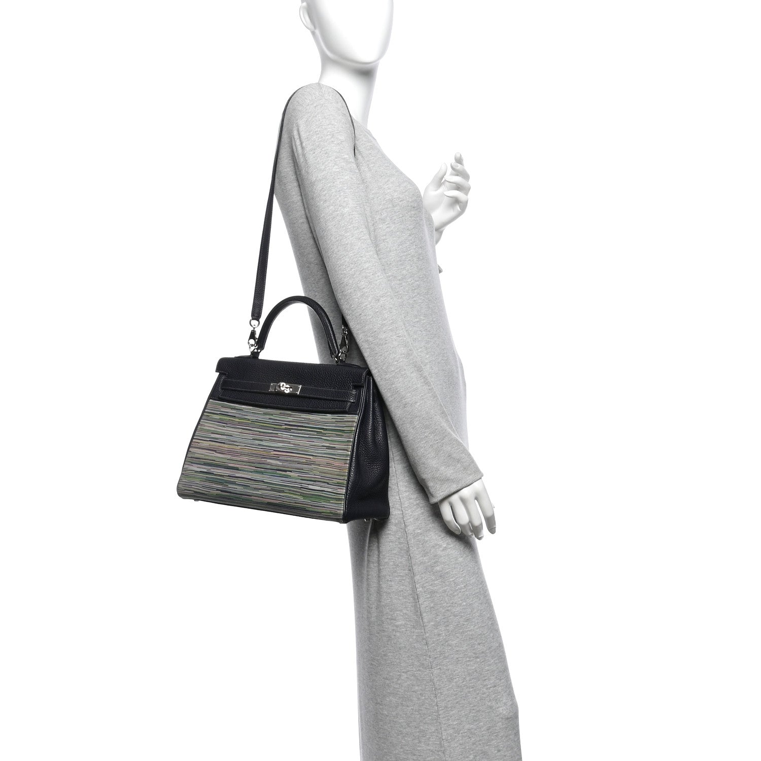 Hermes Taurillon Clemence Vibrato Kelly Retourne 32 Bleu Indigo 2 of 10