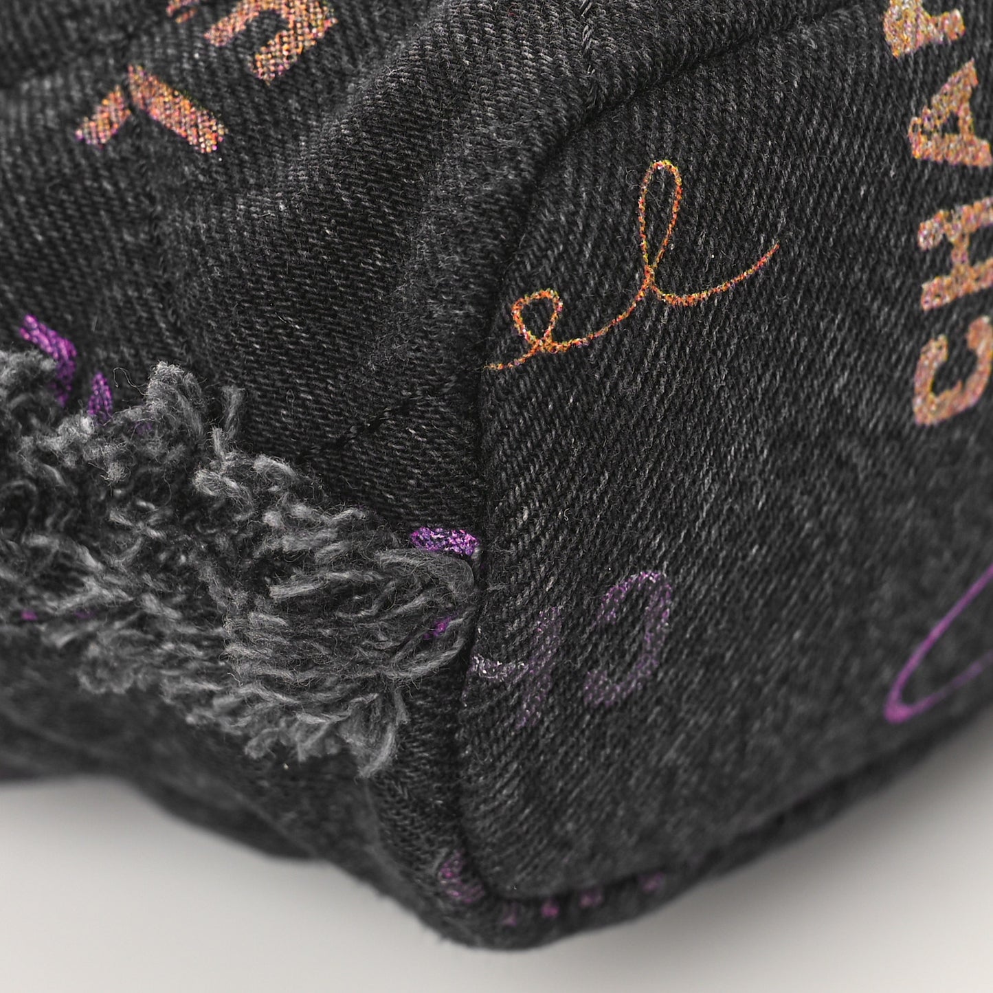 Denim Quilted Mood Bucket With Chain Black Multicolor