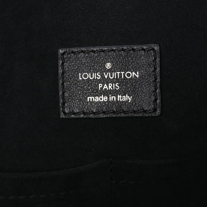 Louis Vuitton Reverse Monogram Triangle Softy 6 of 8
