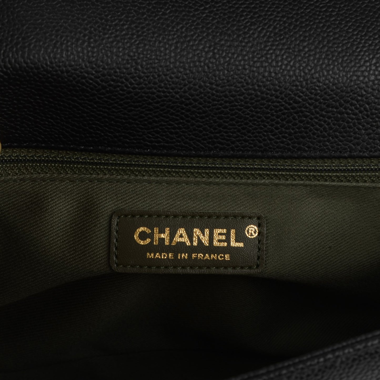 Caviar Quilted New Medium Boy Flap Black
