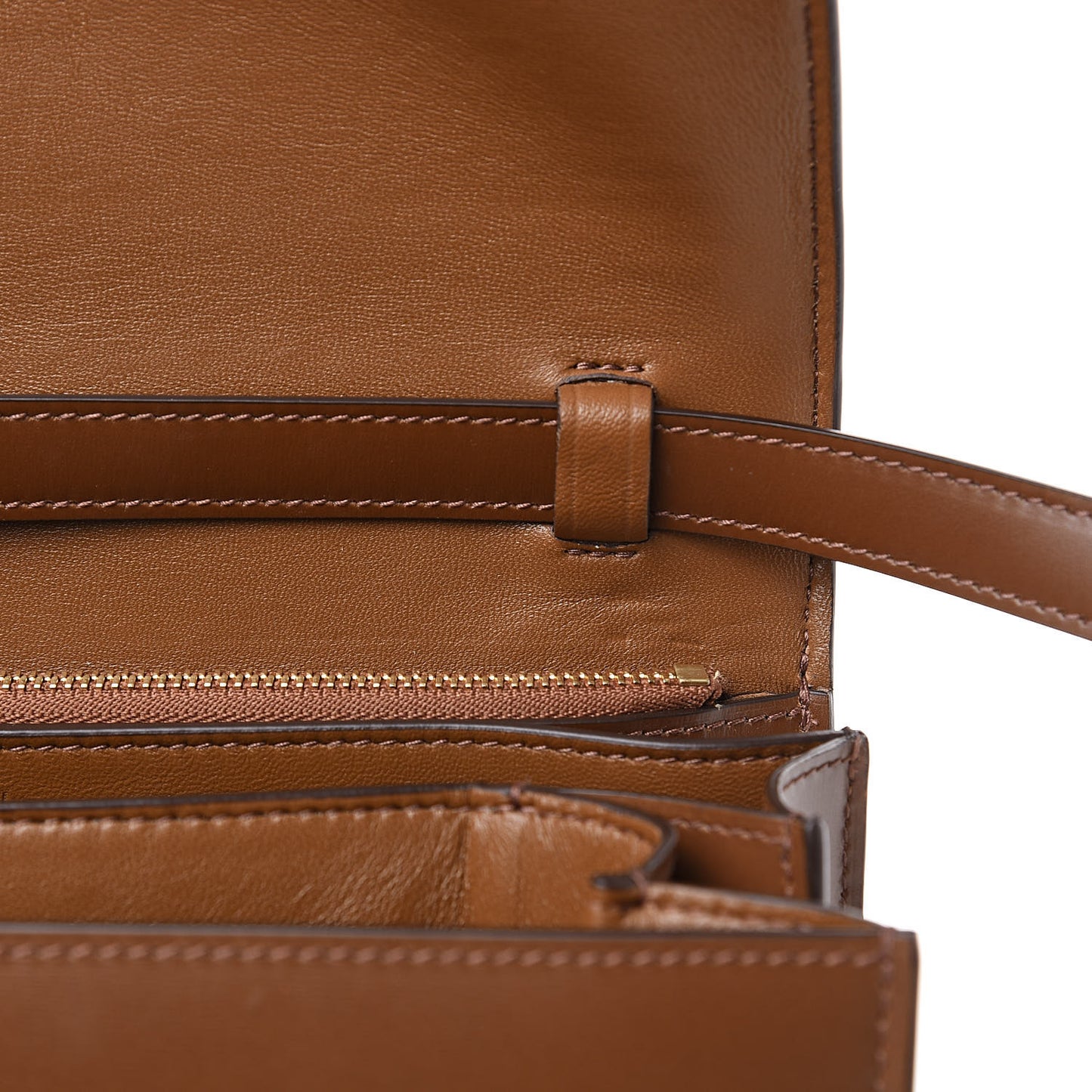 Box Calfskin Medium Classic Box Flap Bag Camel